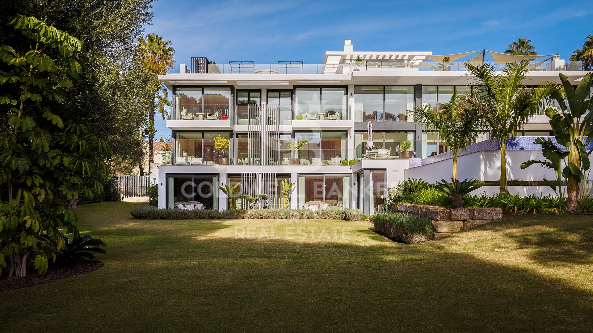 Spectaculaire résidence contemporaine située à Sotogrande Costa