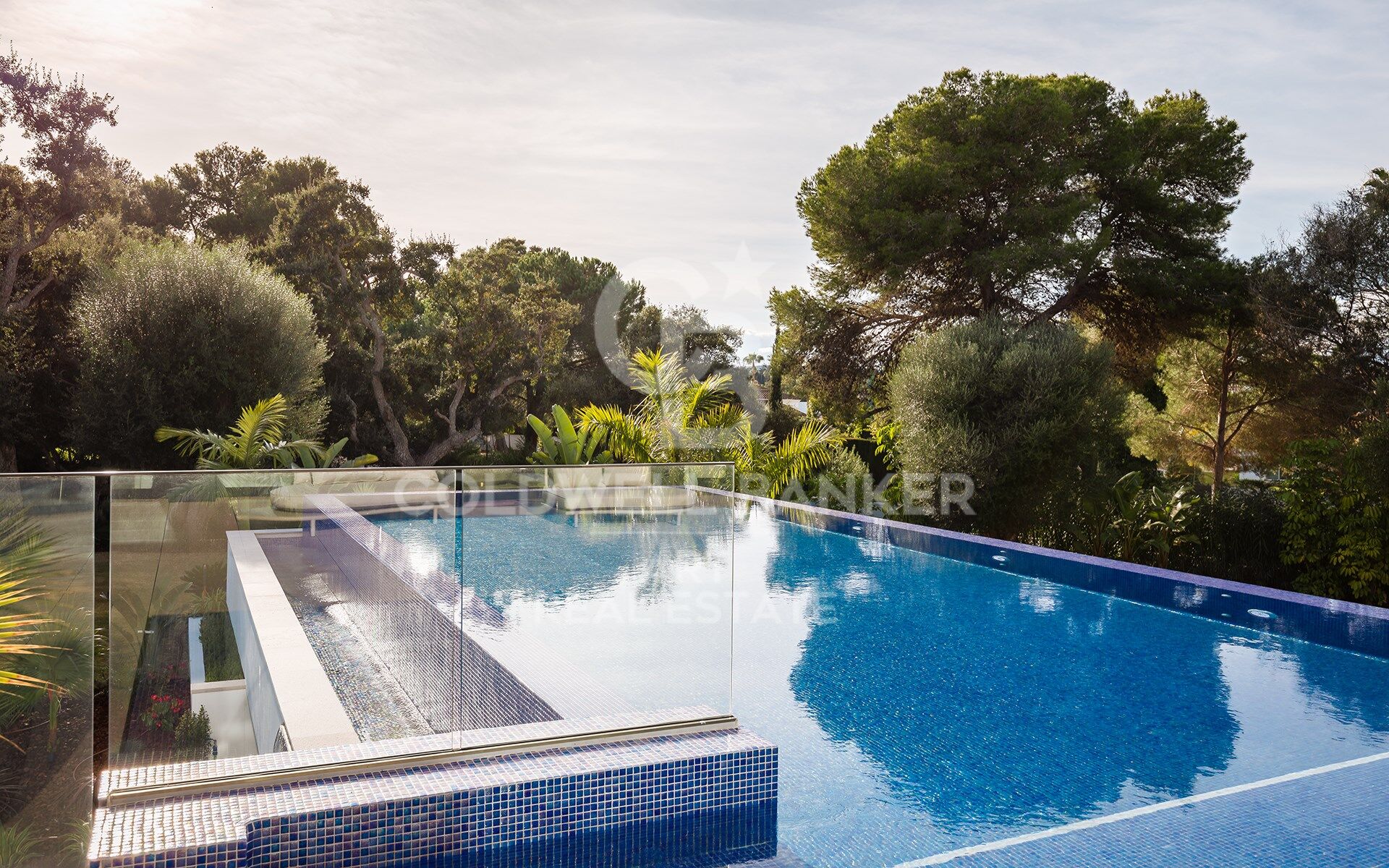 Spectaculaire résidence contemporaine située à Sotogrande Costa