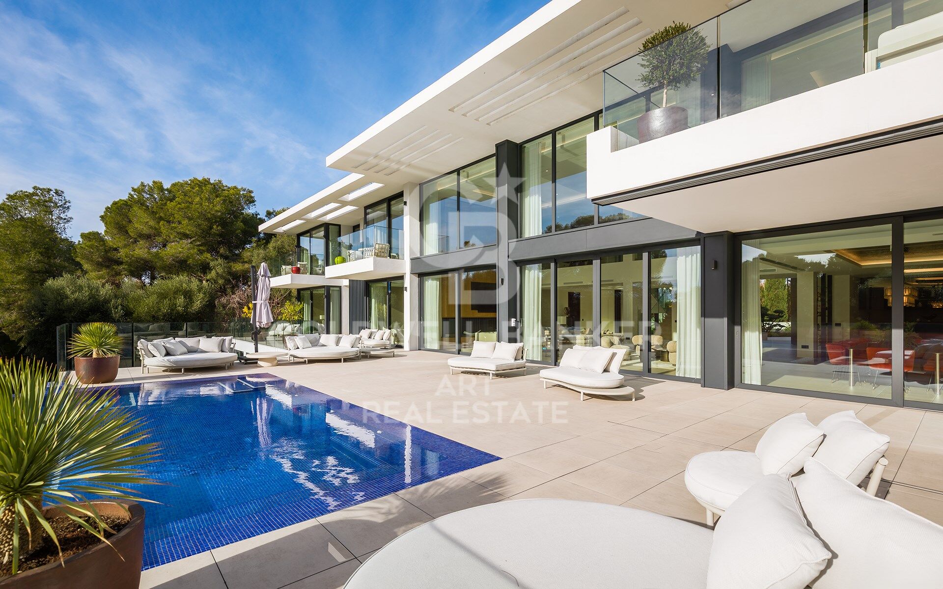 Spectaculaire résidence contemporaine située à Sotogrande Costa