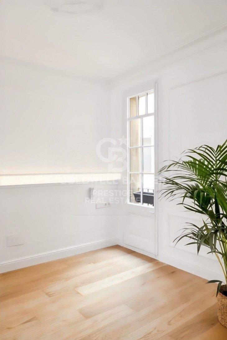 Appartement haut et lumineux entièrement rénové à Aribau/Rosellón