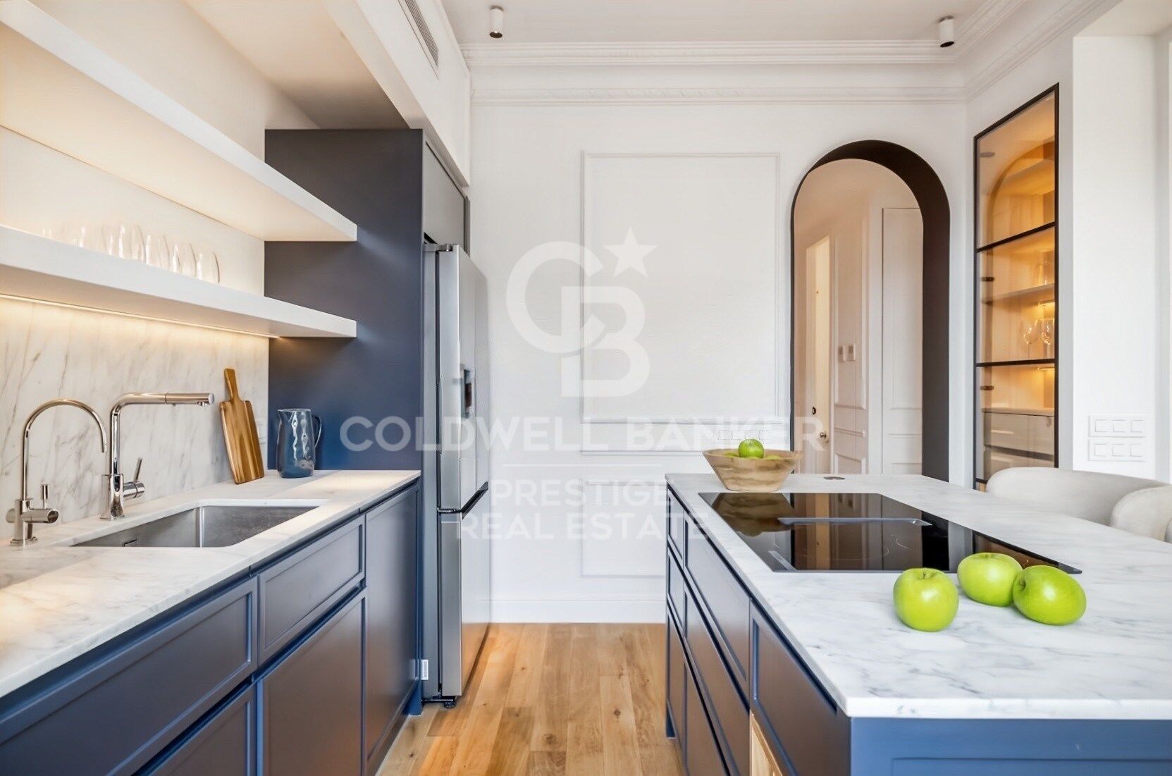 Appartement haut et lumineux entièrement rénové à Aribau/Rosellón