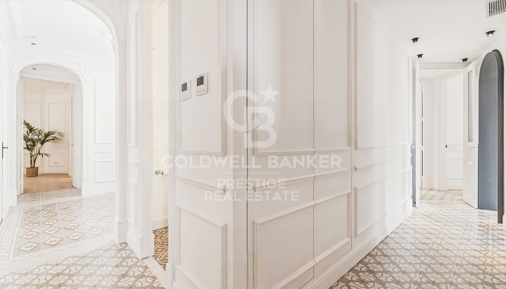Appartement haut et lumineux entièrement rénové à Aribau/Rosellón