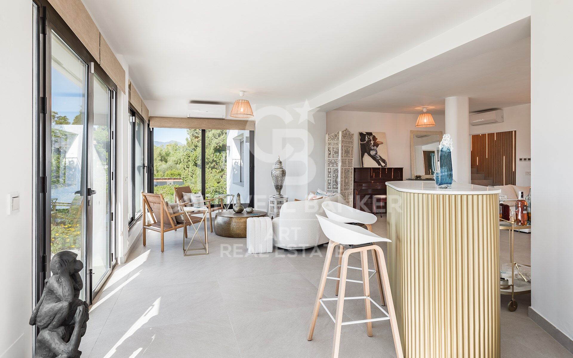 Villa Entièrement Rénovée en Première Ligne de Golf à Guadalmina Alta