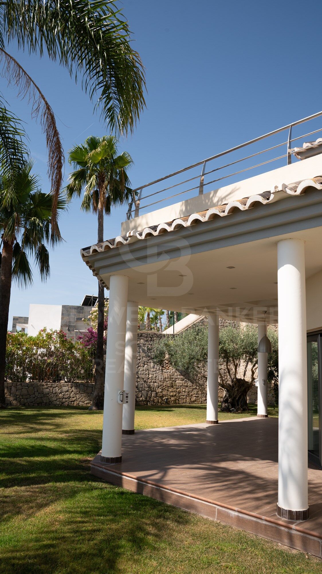 Villa Butterfly | Elegante Villa mit Meerblick, Pool und großen Räumen