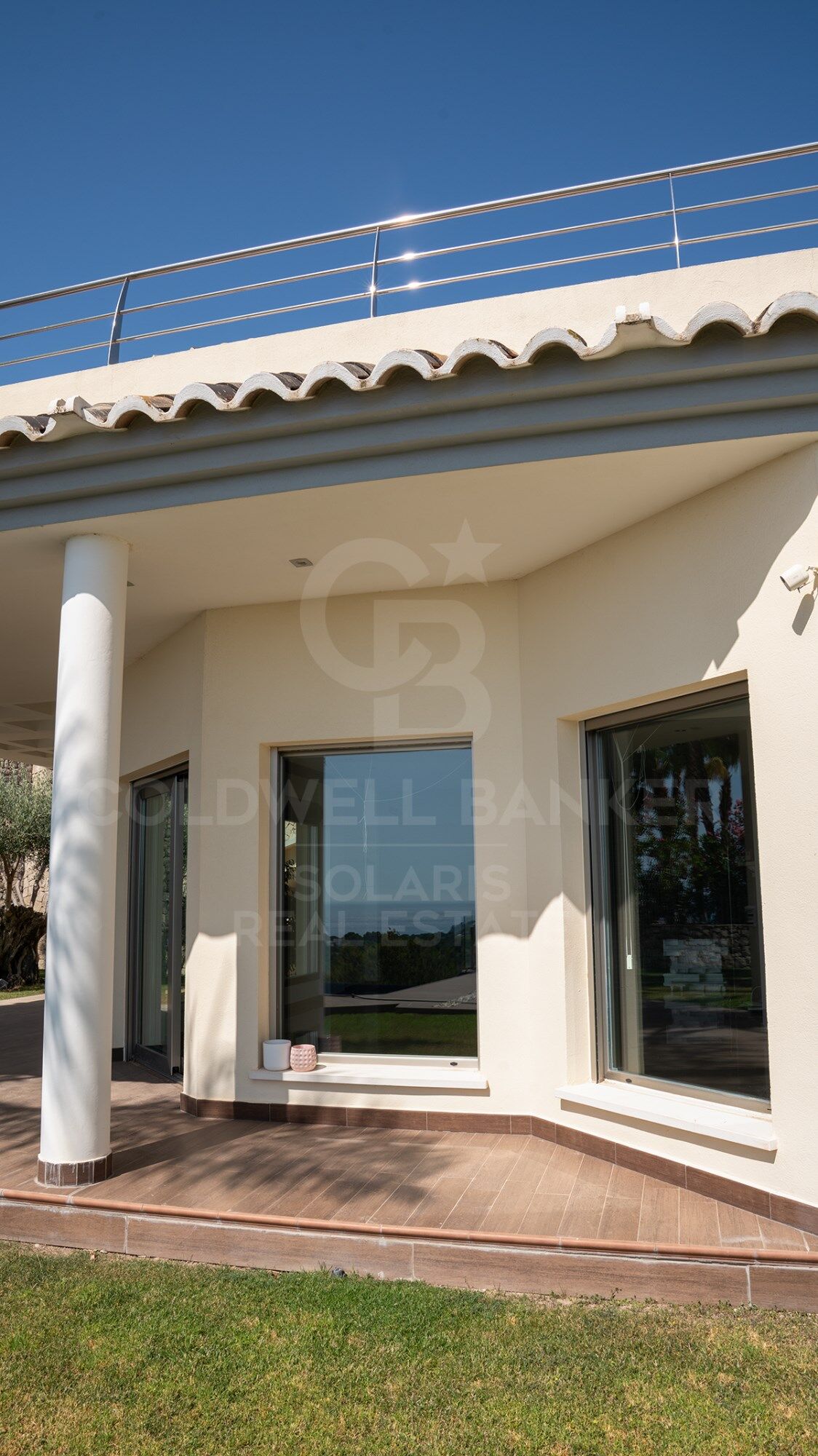 Villa Butterfly | Elegante Villa mit Meerblick, Pool und großen Räumen