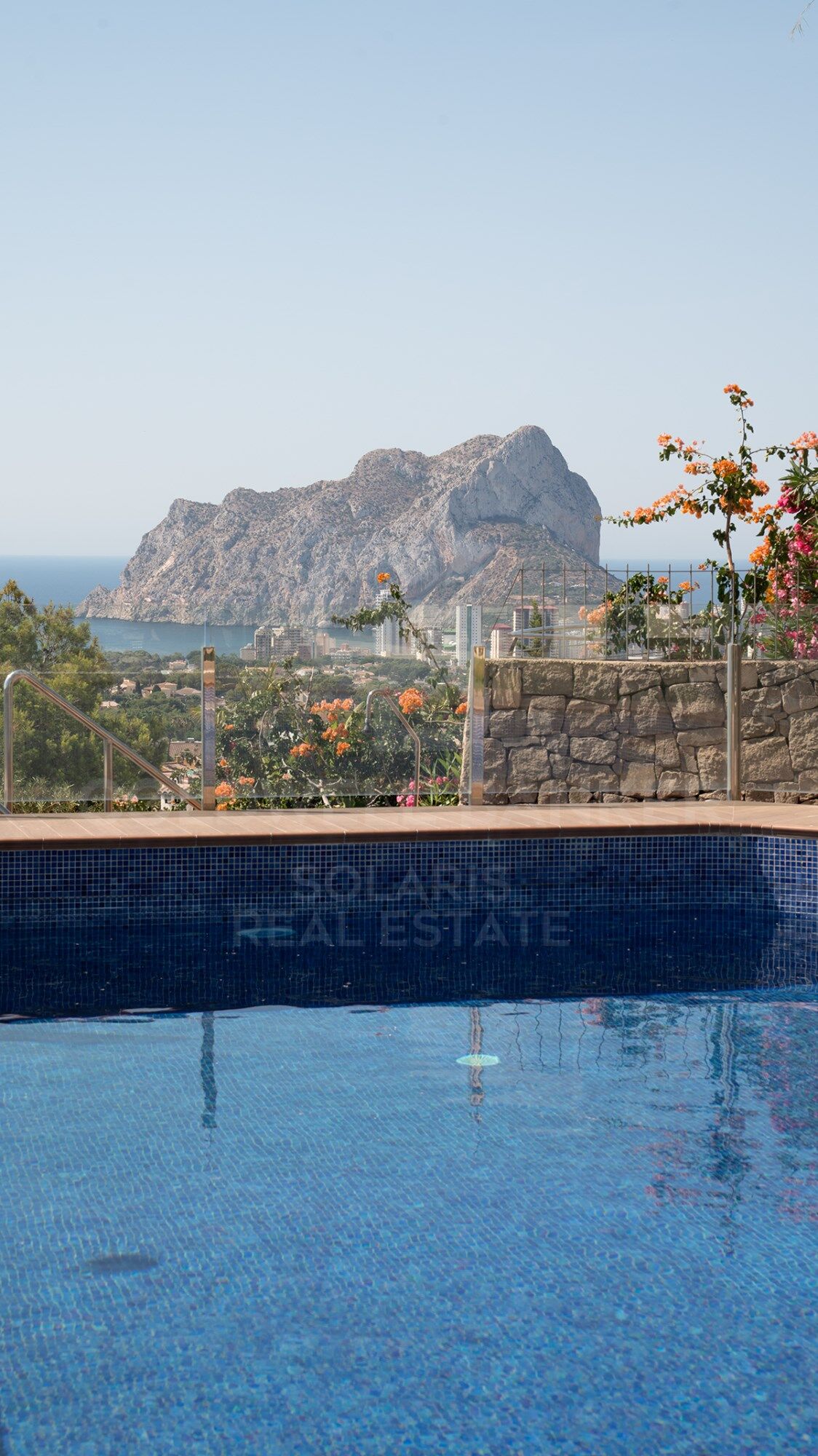 Villa Butterfly | Elegante Villa mit Meerblick, Pool und großen Räumen