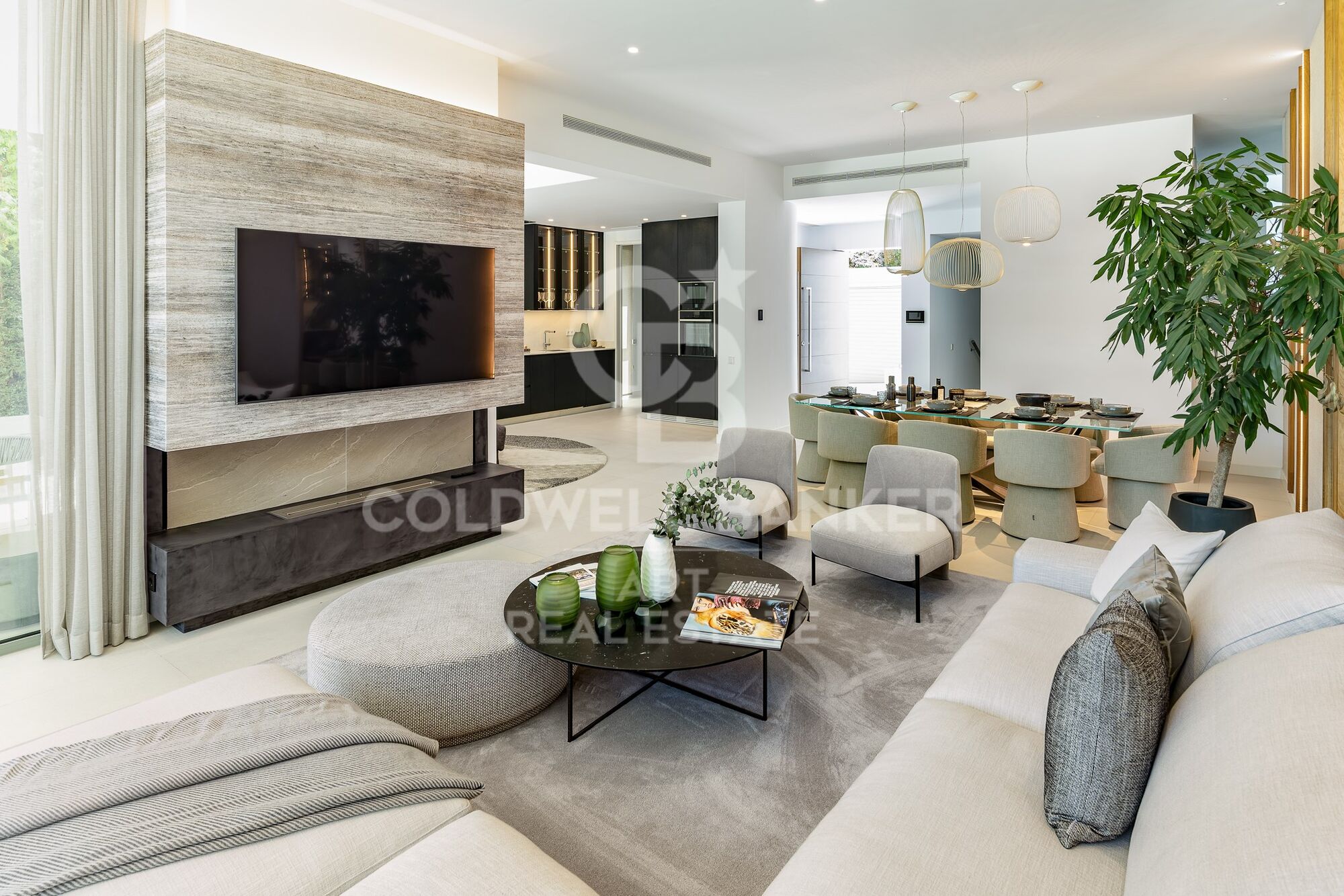 Exclusive Collection of Nine Contemporary Turnkey Villas in El Paraíso