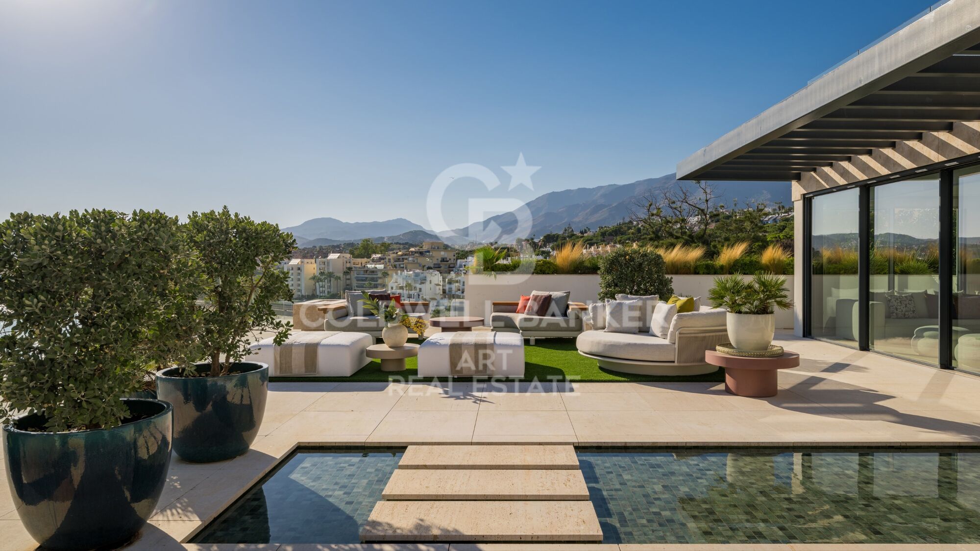 Exclusive Beachfront Residences in Estepona
