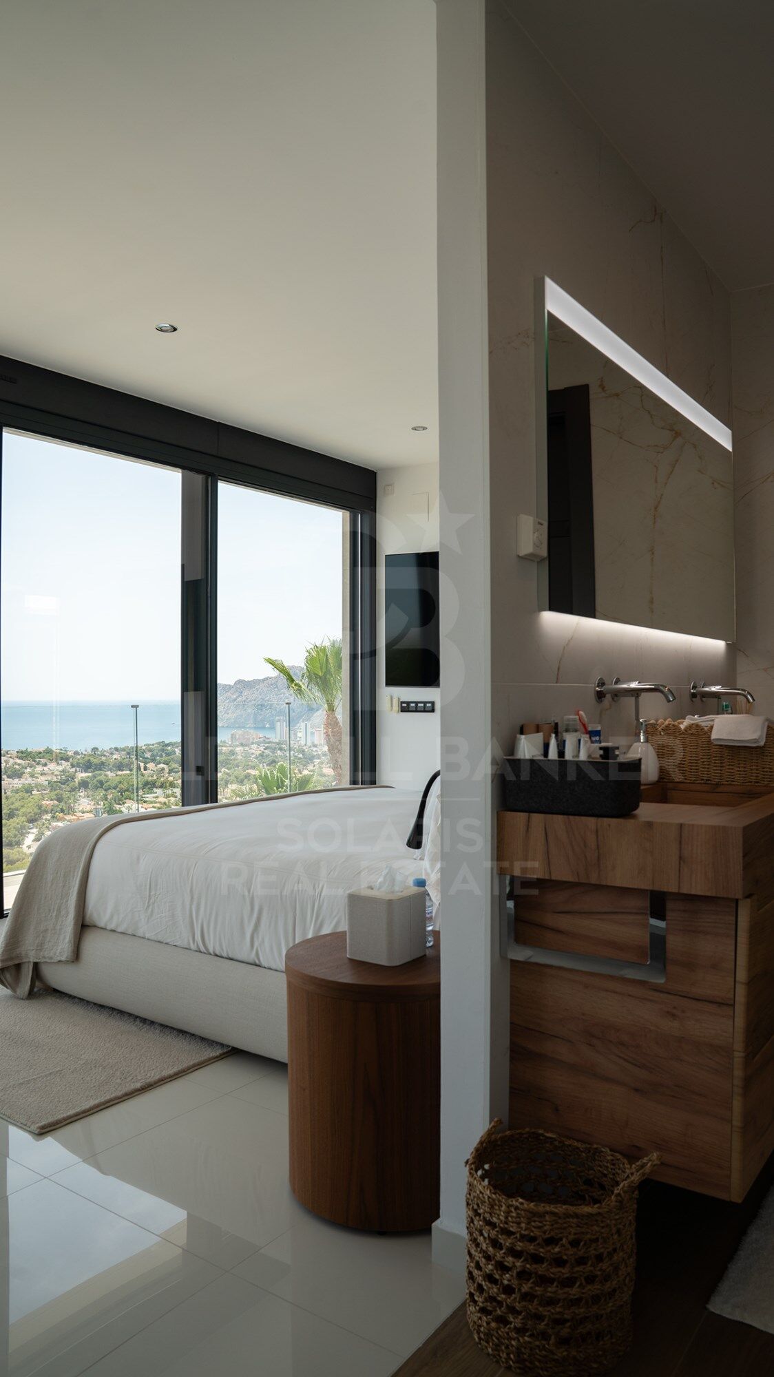 Villa Vista | Exclusive villa with stunning views of the Mediterranean on the Costa Blanca