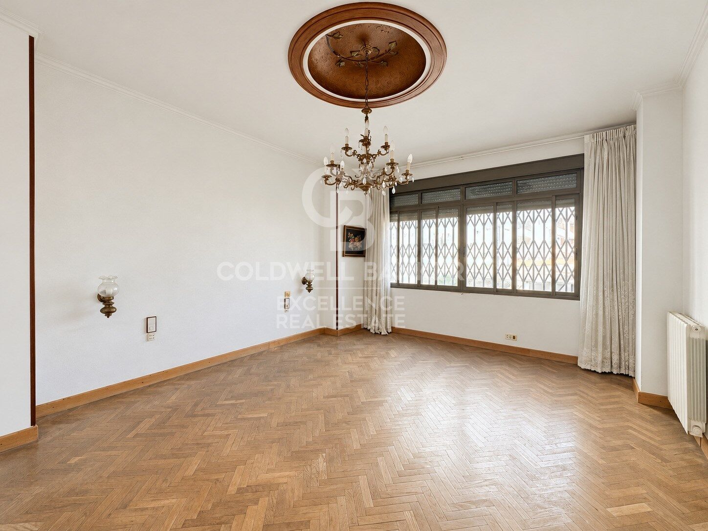 Distinguished Gem in Arrancapins: 140 m² Apartment in a Prime Location