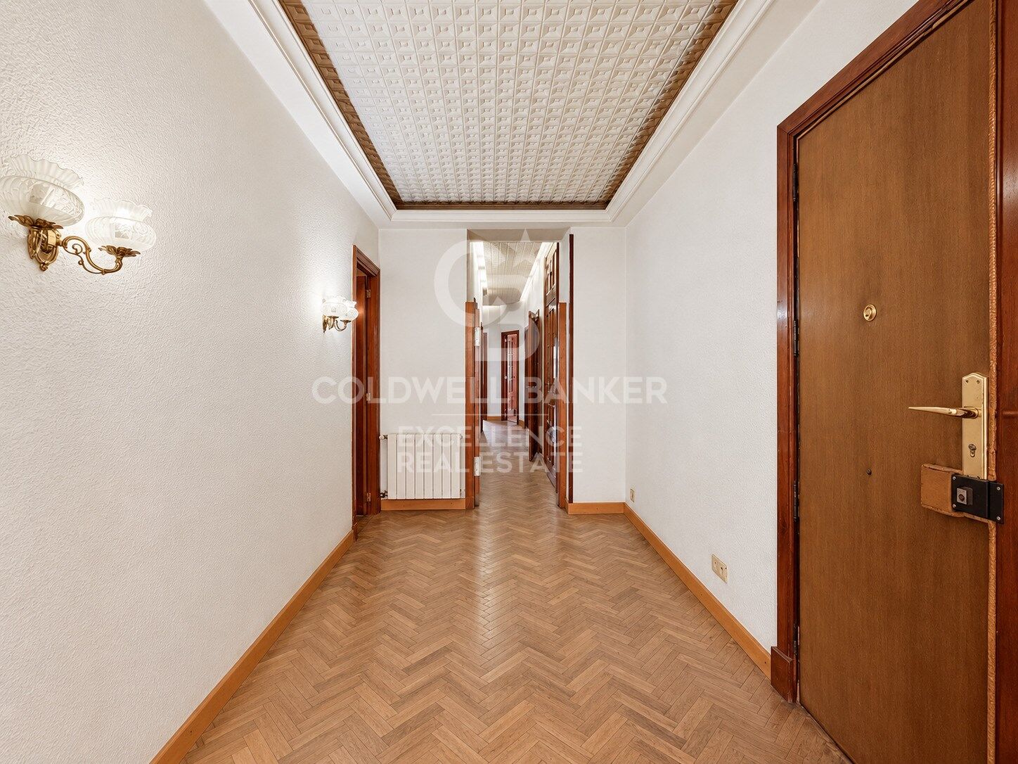 Distinguished Gem in Arrancapins: 140 m² Apartment in a Prime Location