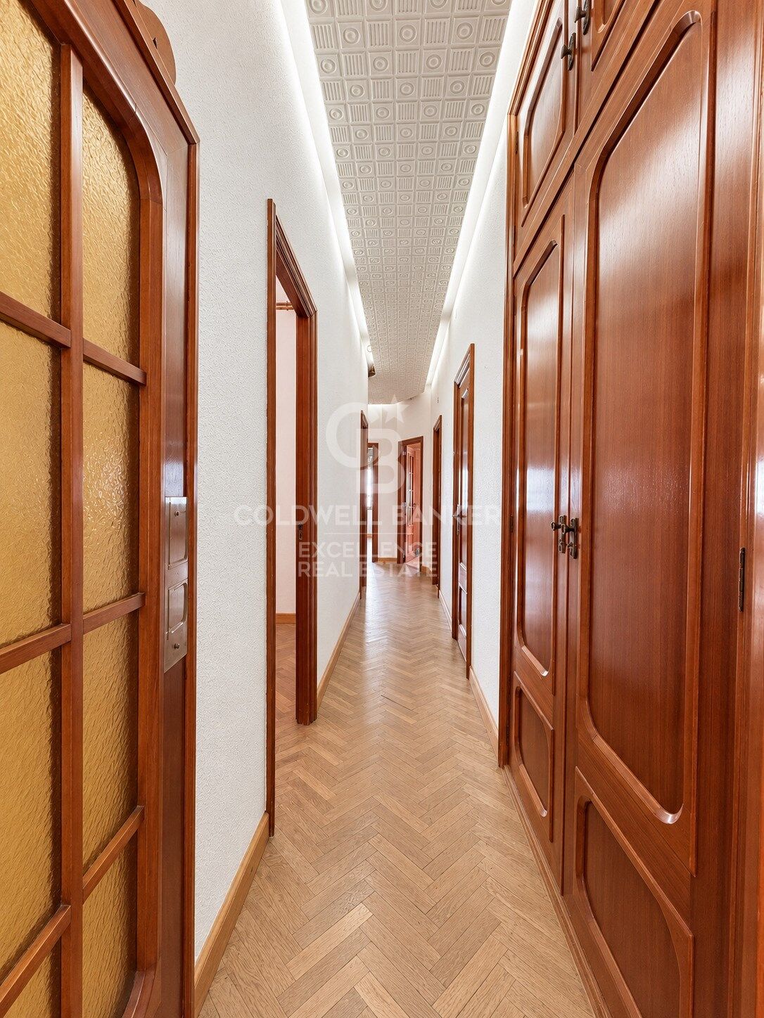 Distinguished Gem in Arrancapins: 140 m² Apartment in a Prime Location