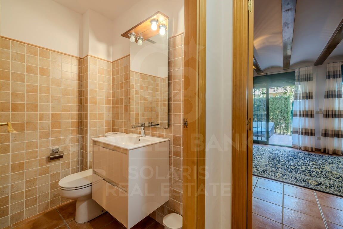 Elegante dúplex de 4 dormitorios con jardín privado junto al Arenal de Jávea