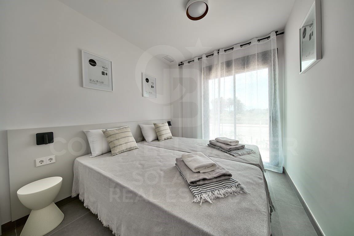 Exklusive Wohnung im Erdgeschoss mit privatem Garten und Blick auf den Montgó