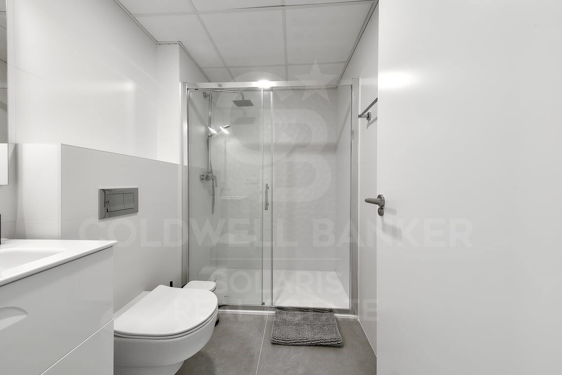 Exklusive Wohnung im Erdgeschoss mit privatem Garten und Blick auf den Montgó