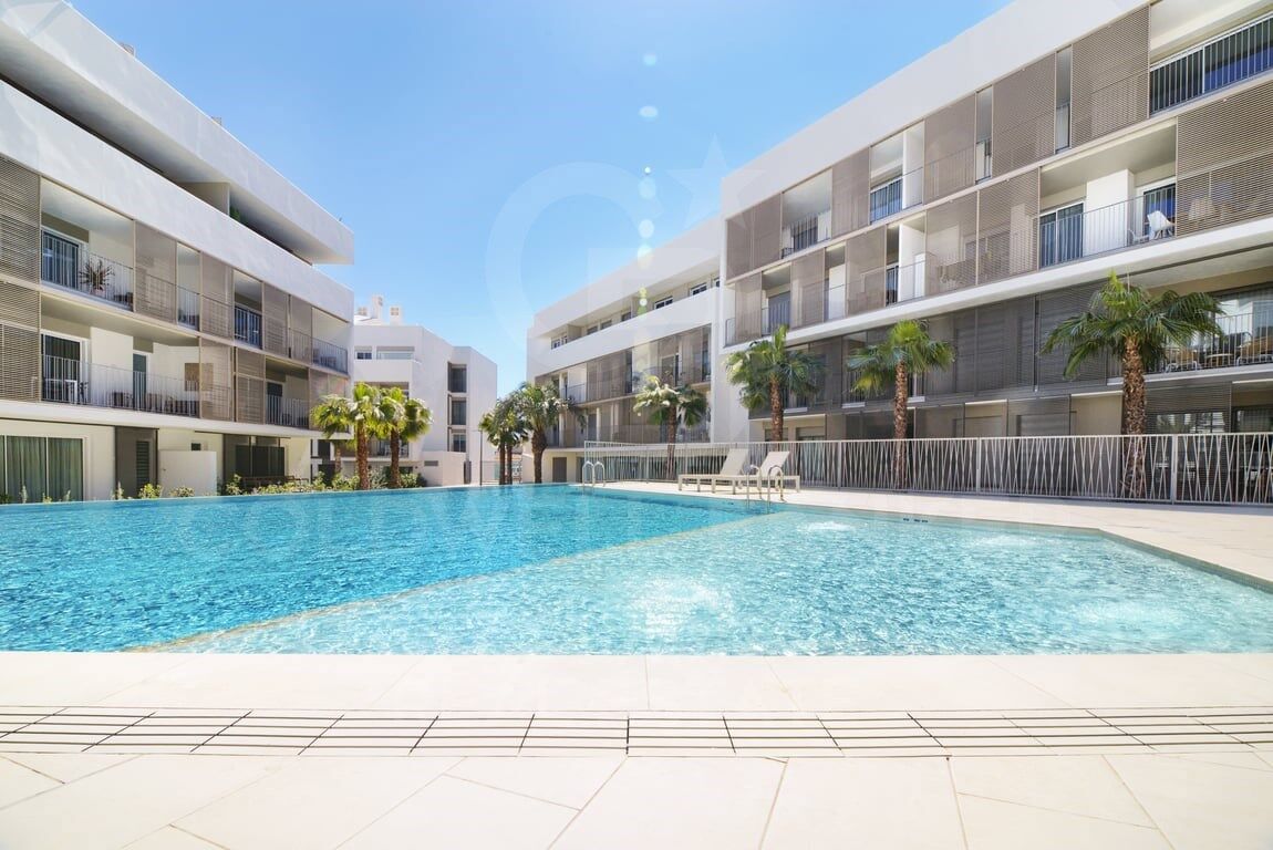Nouvel appartement en construction orienté au sud et installations complètes à côté du port de Jávea