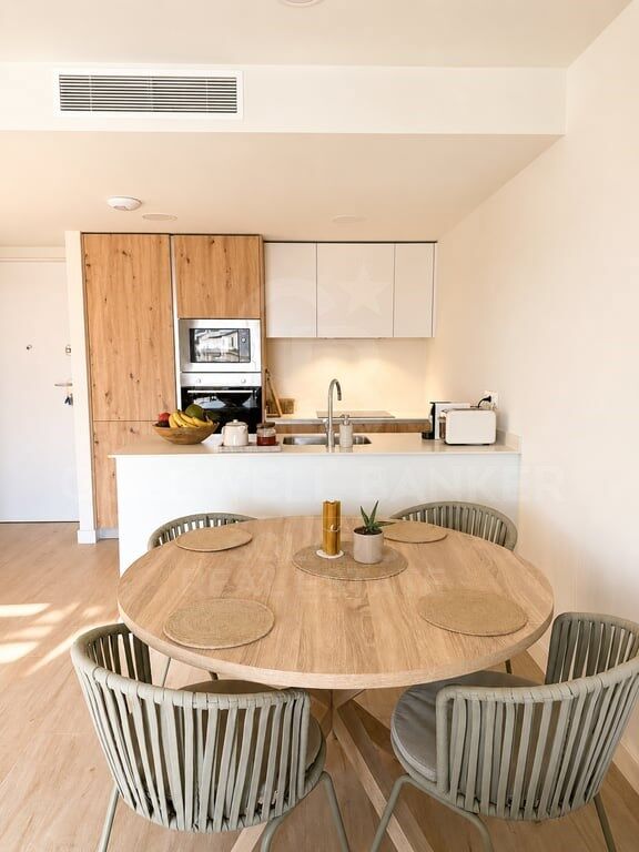 Nouvel appartement en construction orienté au sud et installations complètes à côté du port de Jávea