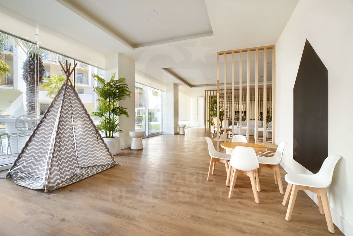 Nouvel appartement en construction orienté au sud et installations complètes à côté du port de Jávea