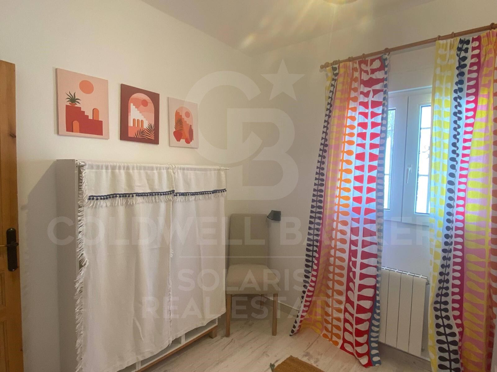 Villa rénovée avec piscine, grand jardin et garage à louer