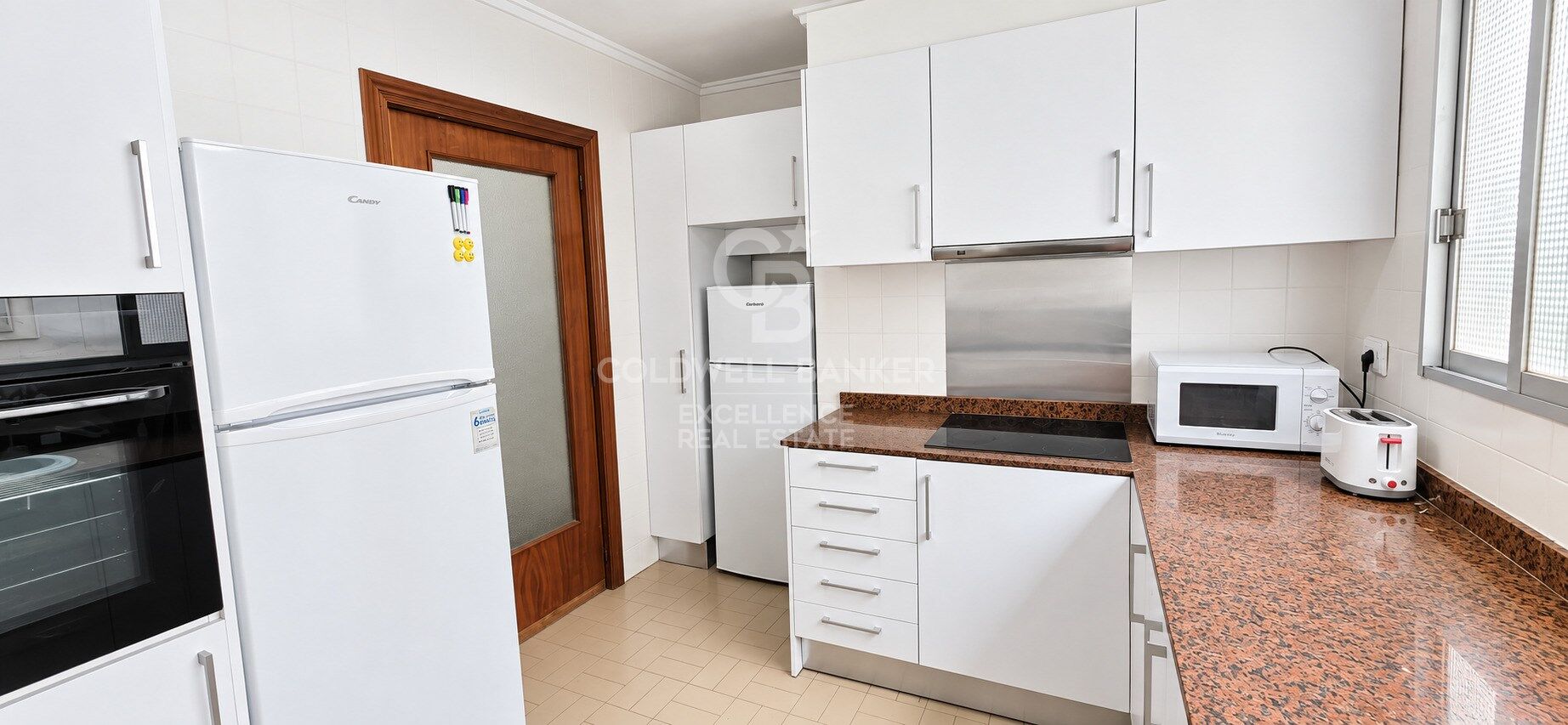 Investition mit sofortiger Rendite: 150 m² große Wohnung mit Blick auf das Turia-Flussbett