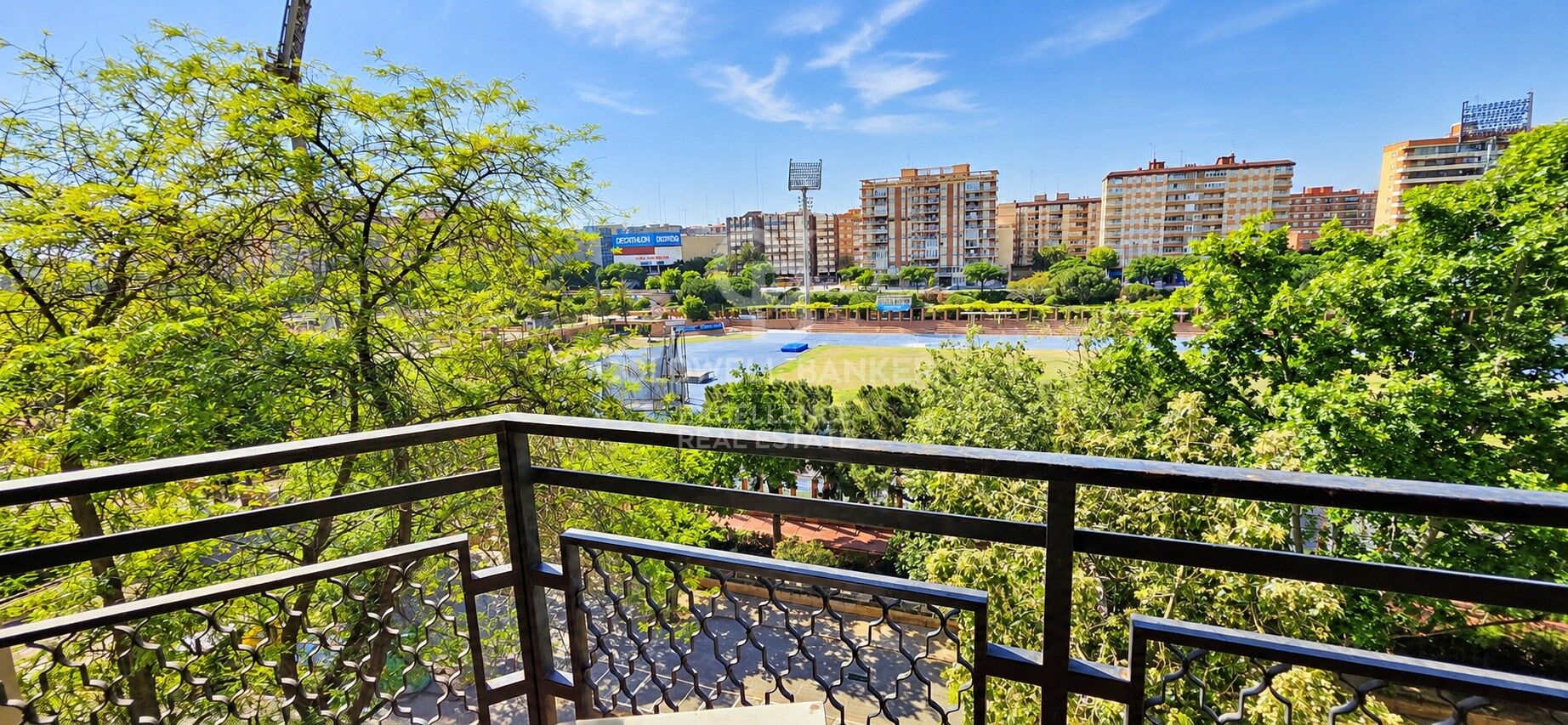 Investition mit sofortiger Rendite: 150 m² große Wohnung mit Blick auf das Turia-Flussbett
