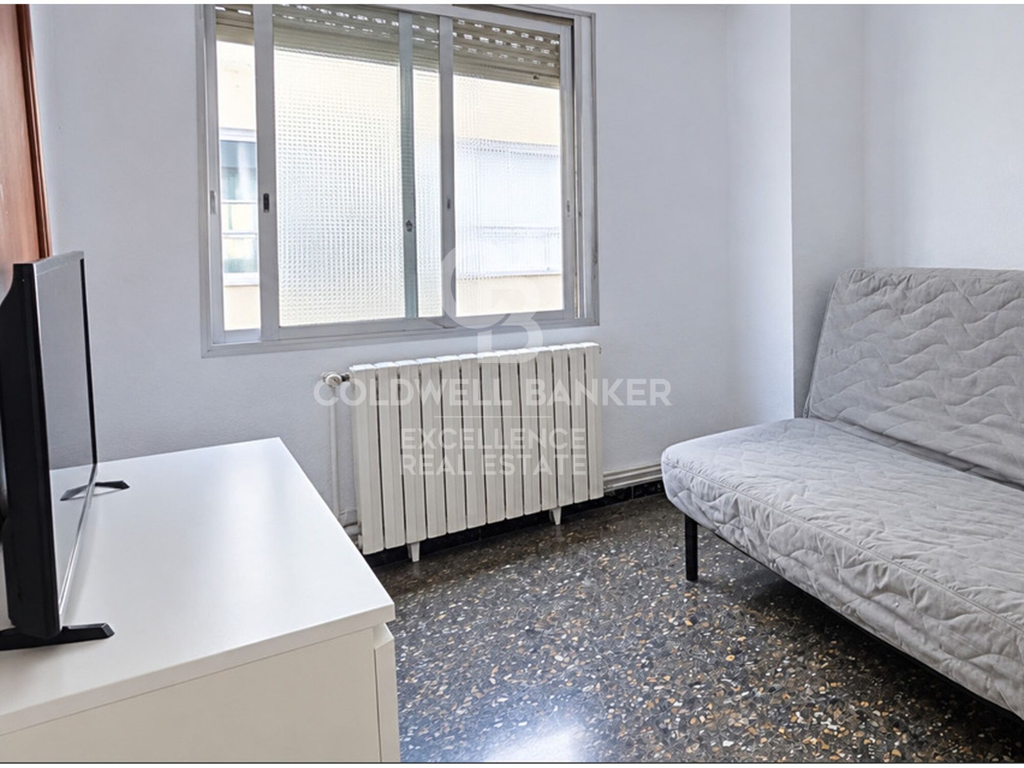 Inversión con rentabilidad inmediata: piso de 150 m2 con vistas al cauce del Turia