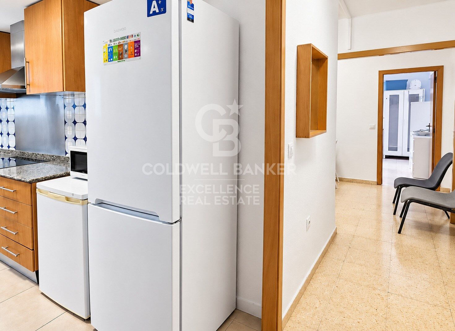 Investment with immediate return: 5-bedroom flat next to universities