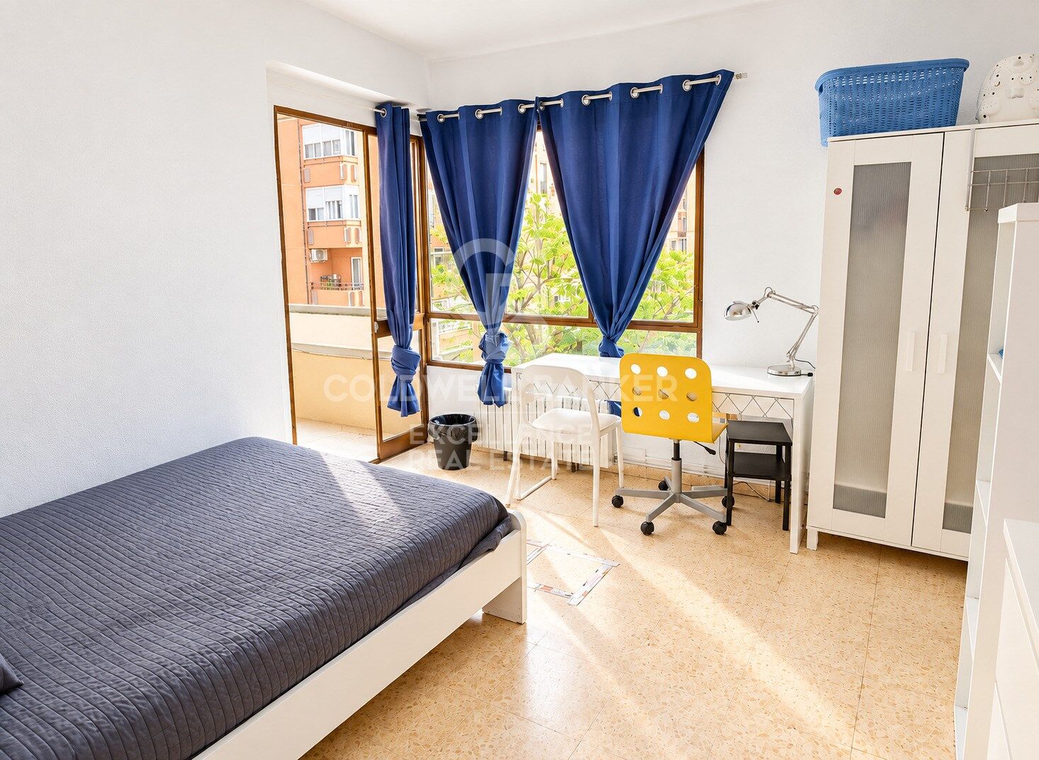 Investment with immediate return: 5-bedroom flat next to universities