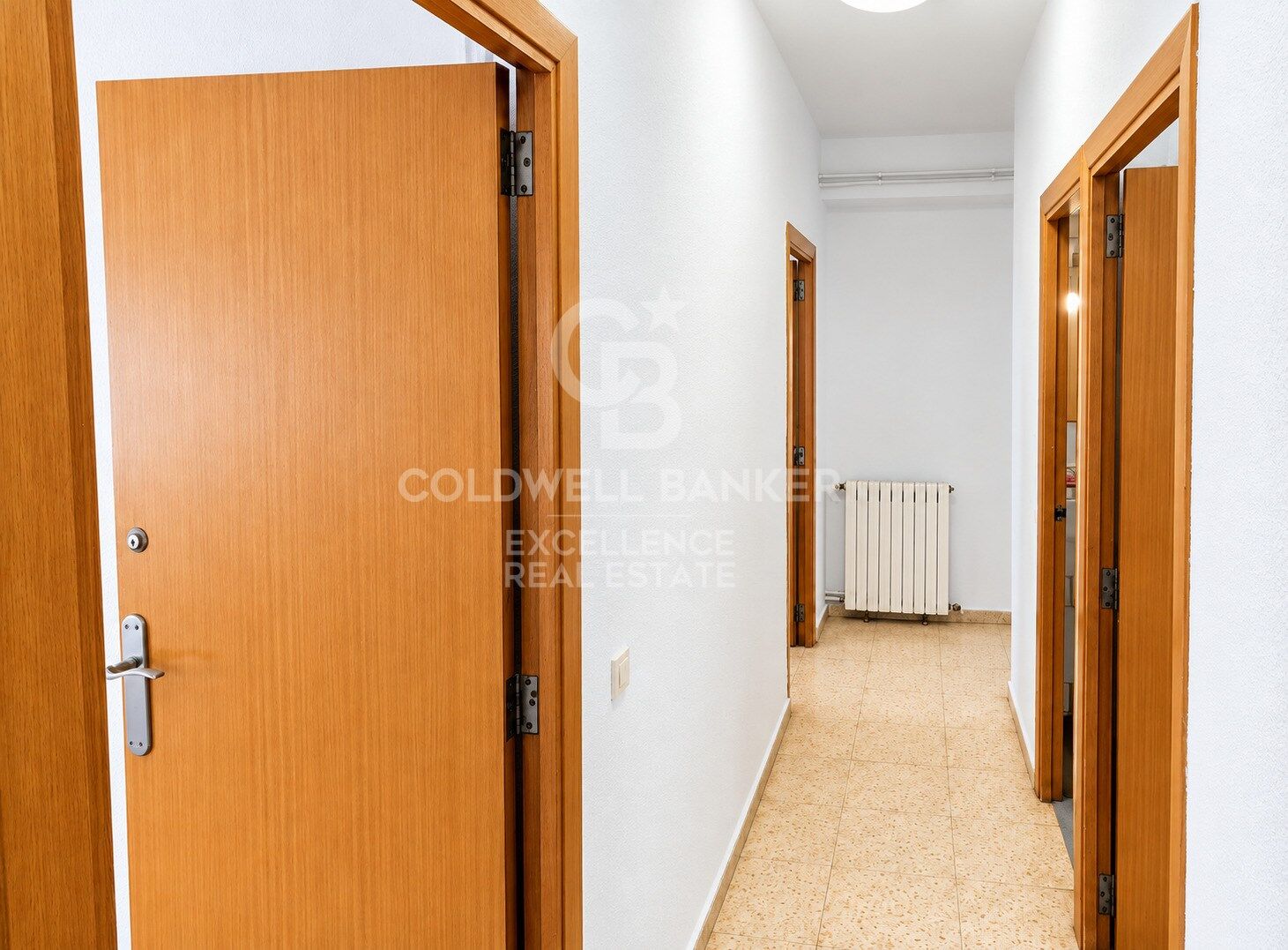 Investment with immediate return: 5-bedroom flat next to universities