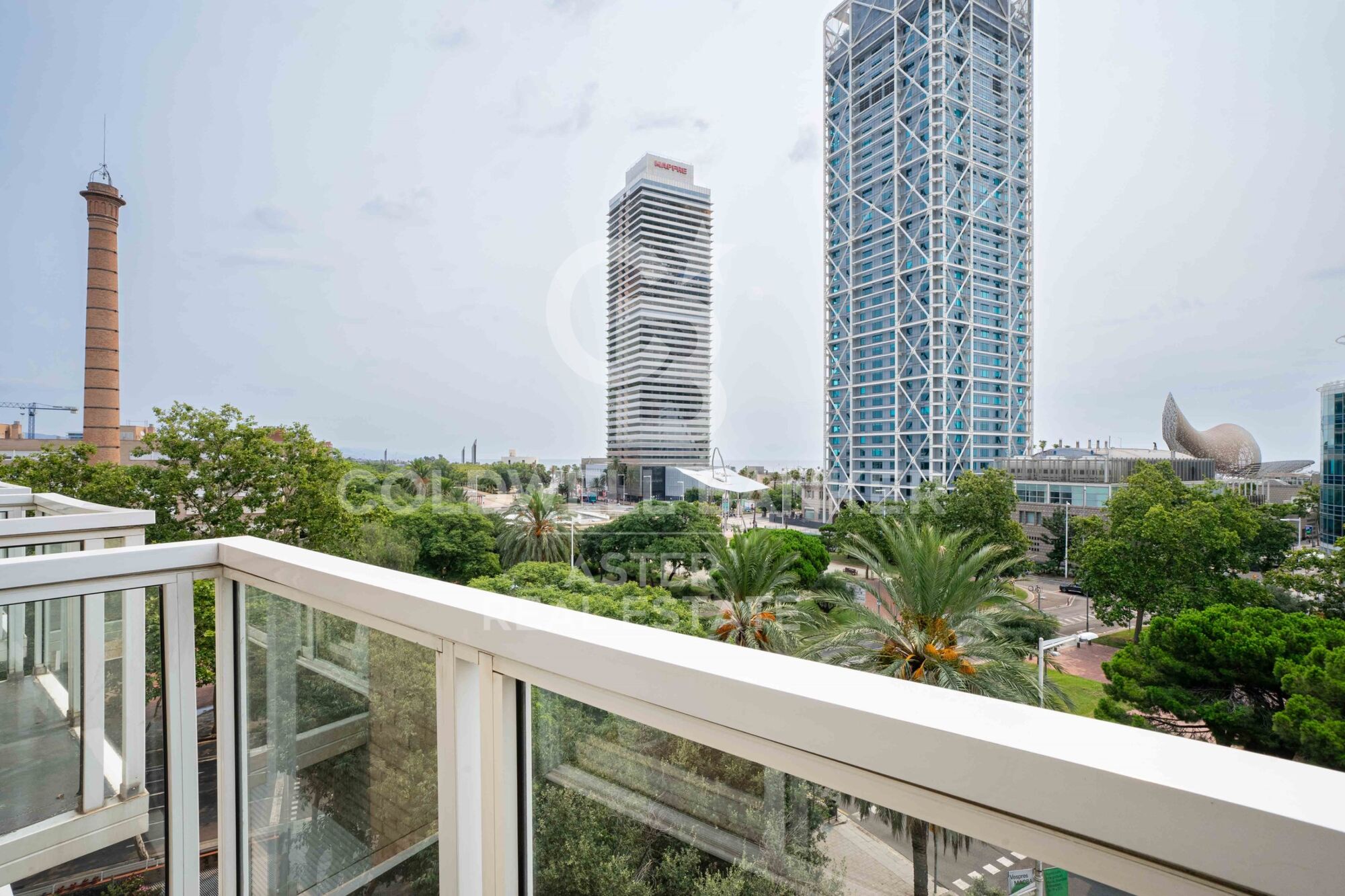 Duplex penthouse with terrace and sea views, Vila Olímpica