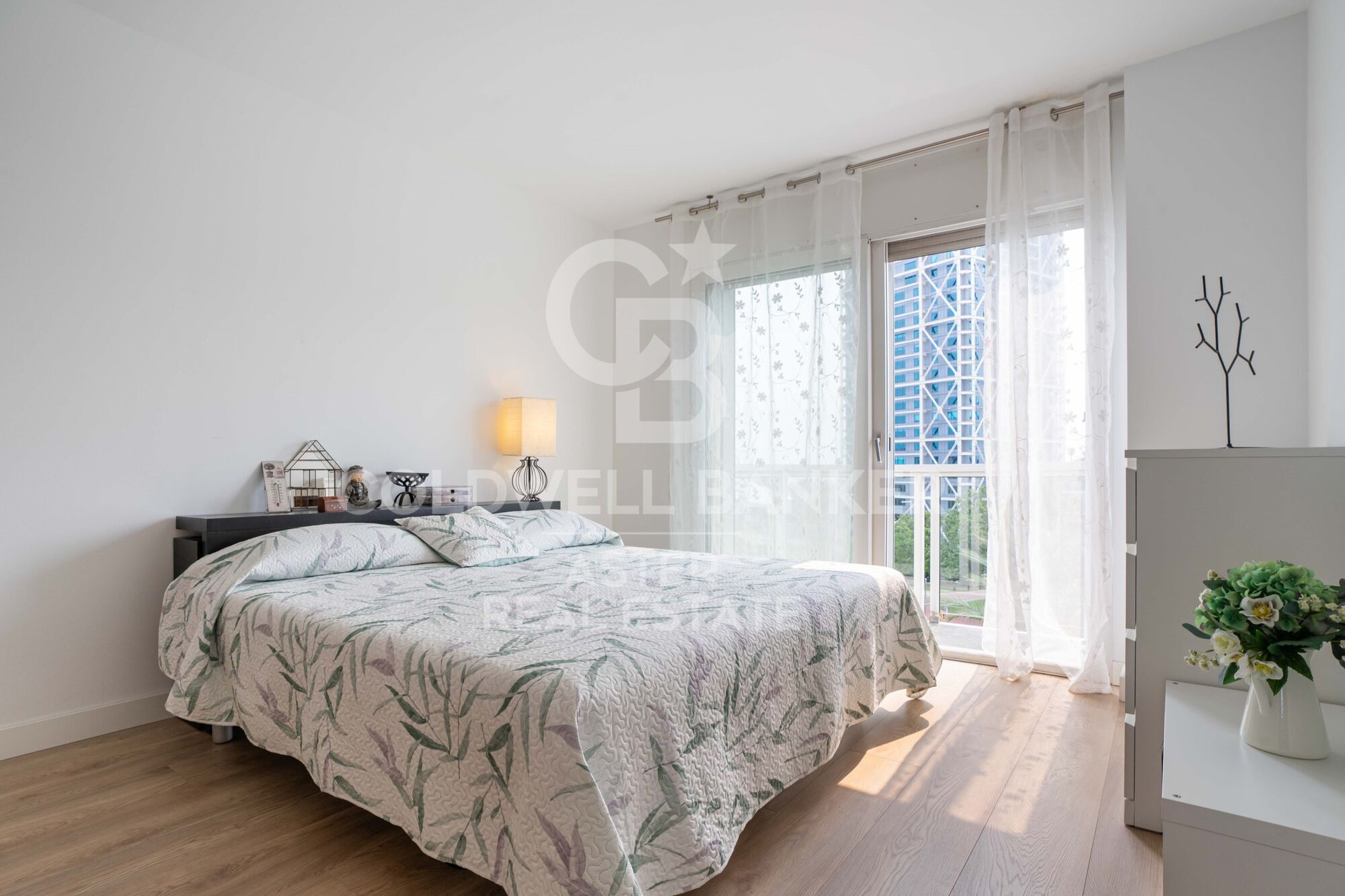 Duplex penthouse with terrace and sea views, Vila Olímpica