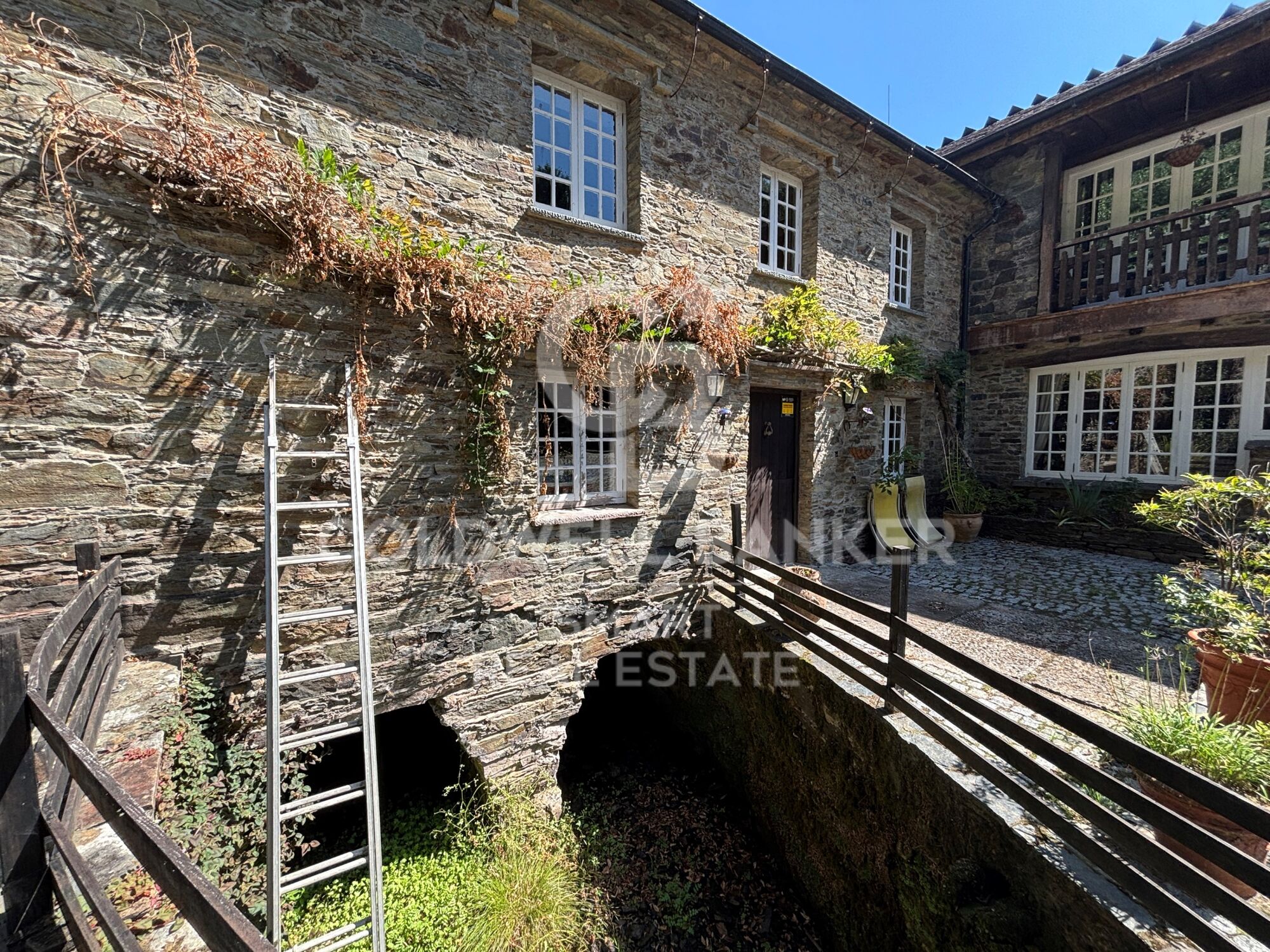 Maison 10 Pièces Acheter Cerdido