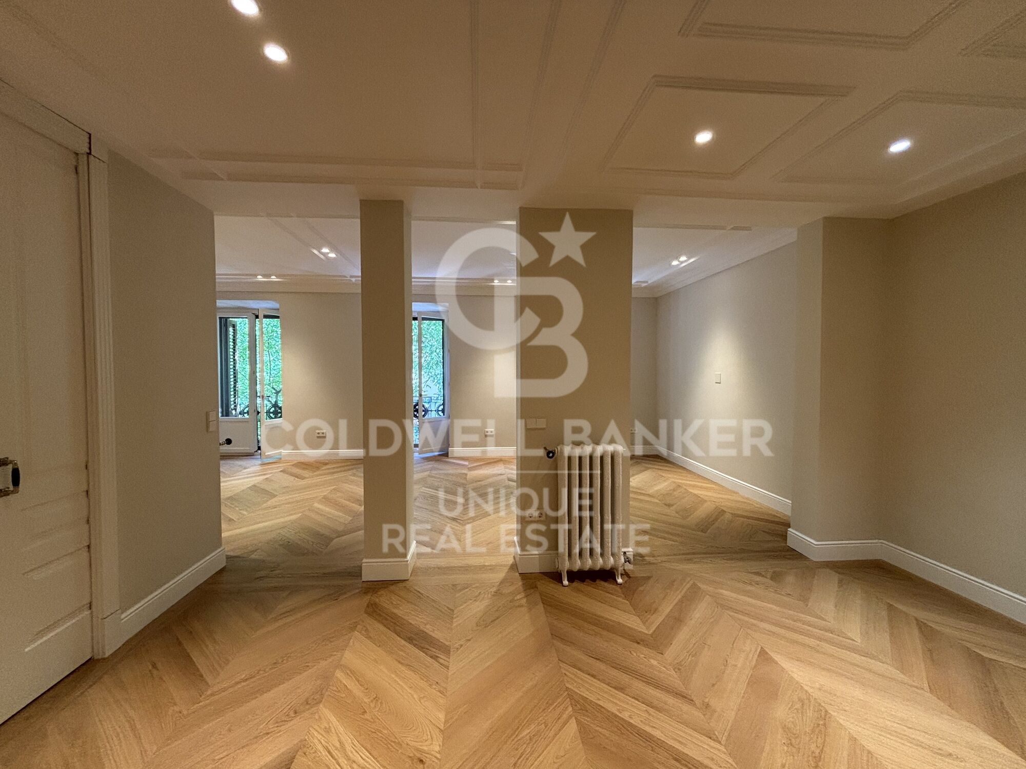 Exclusiva vivienda con terraza y encanto clásico, en Barrio de Salamanca, Madrid