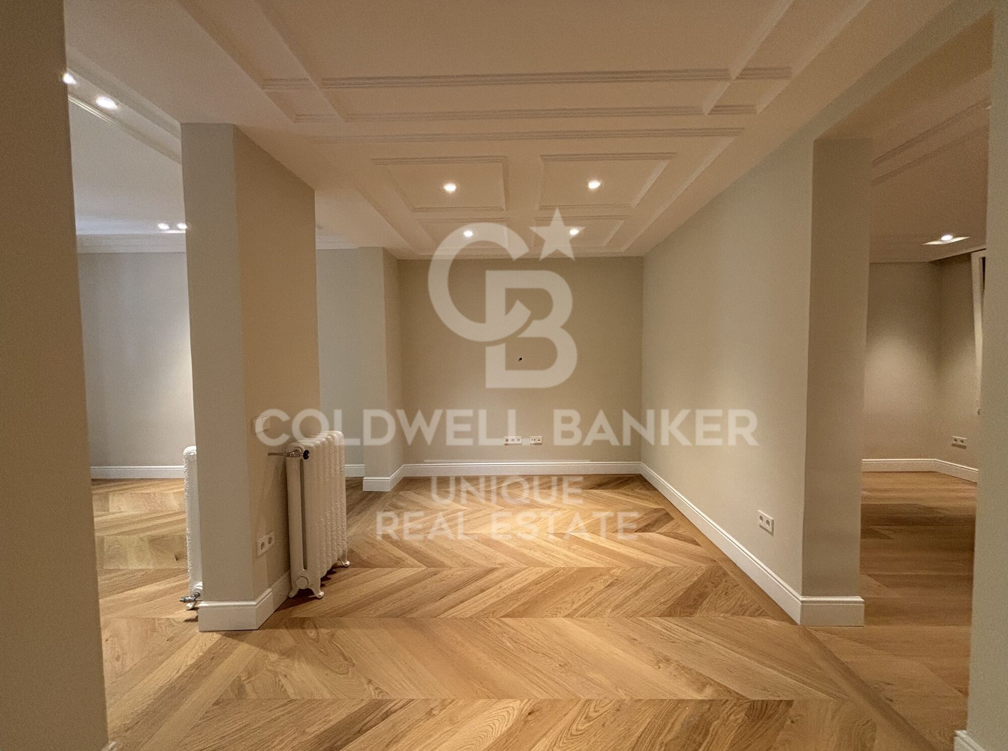 Exclusiva vivienda con terraza y encanto clásico, en Barrio de Salamanca, Madrid