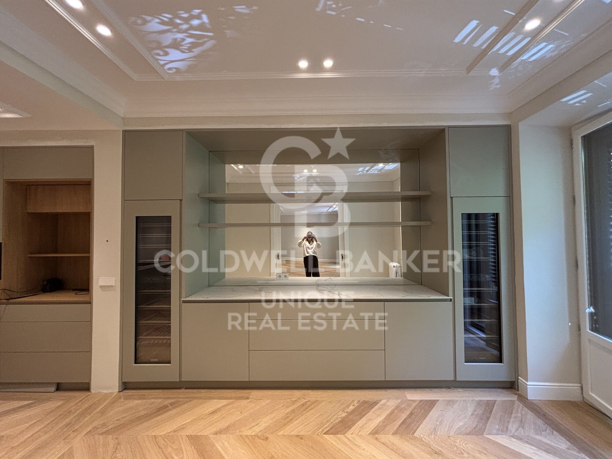 Exclusiva vivienda con terraza y encanto clásico, en Barrio de Salamanca, Madrid