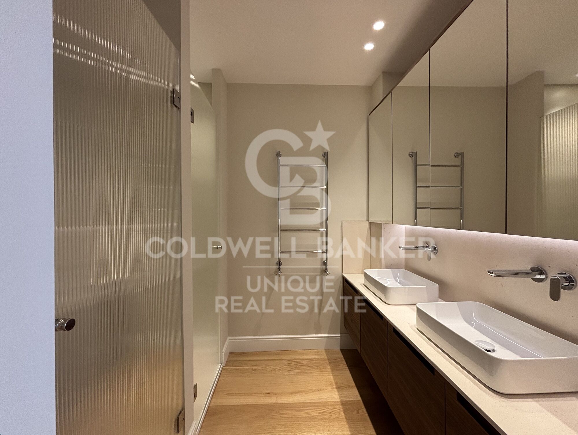 Exclusiva vivienda con terraza y encanto clásico, en Barrio de Salamanca, Madrid