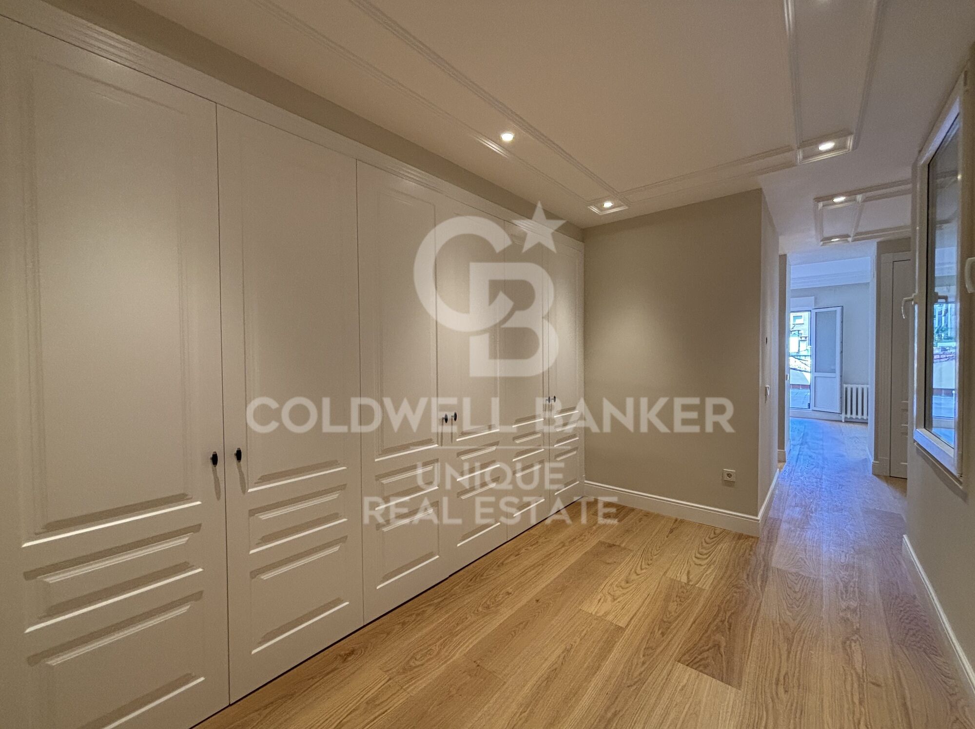 Exclusiva vivienda con terraza y encanto clásico, en Barrio de Salamanca, Madrid