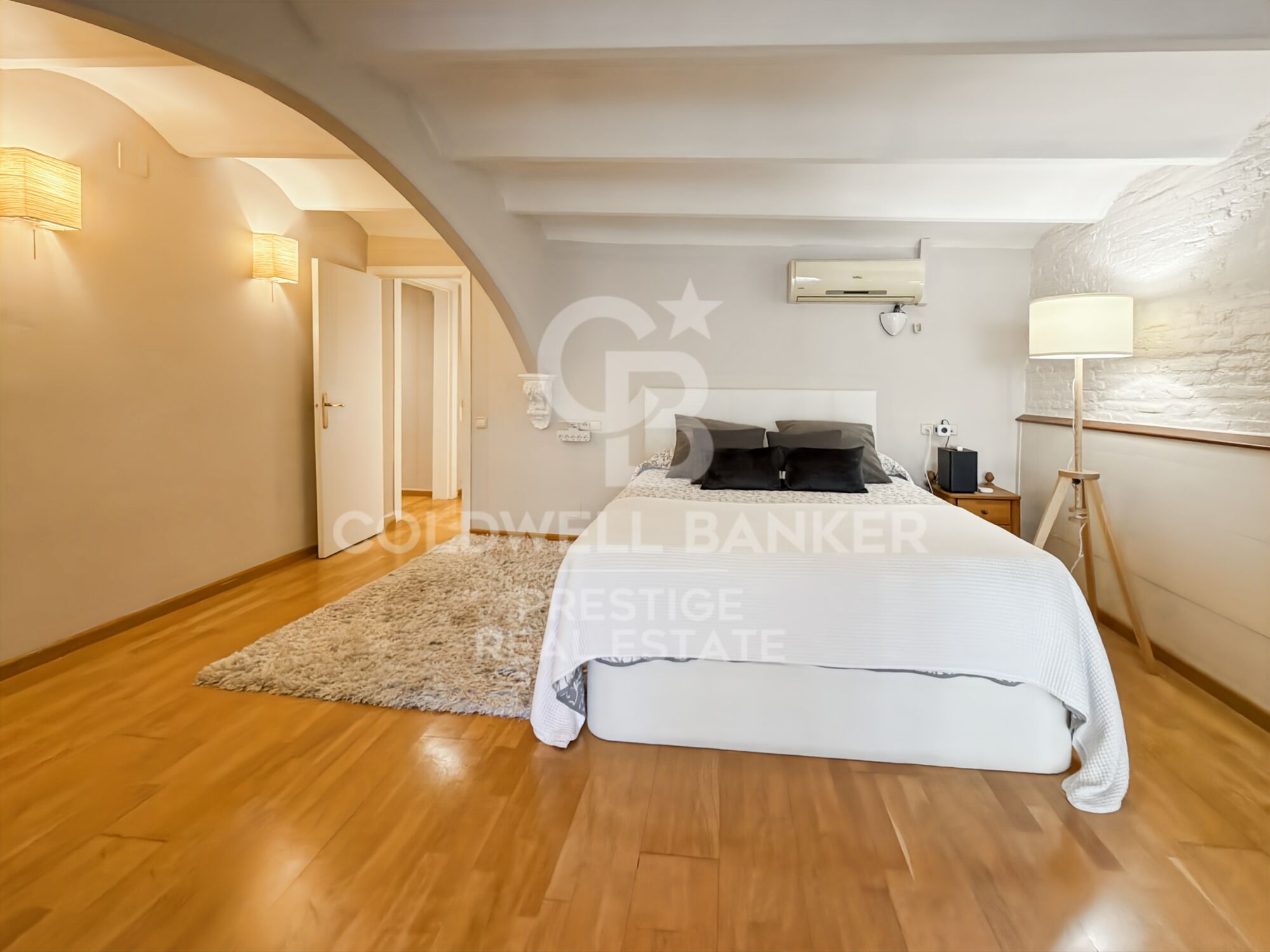 Exklusives 260 m² großes Grundstück mit zwei Kataster-Referenznummern direkt an der Plaça Tetuan