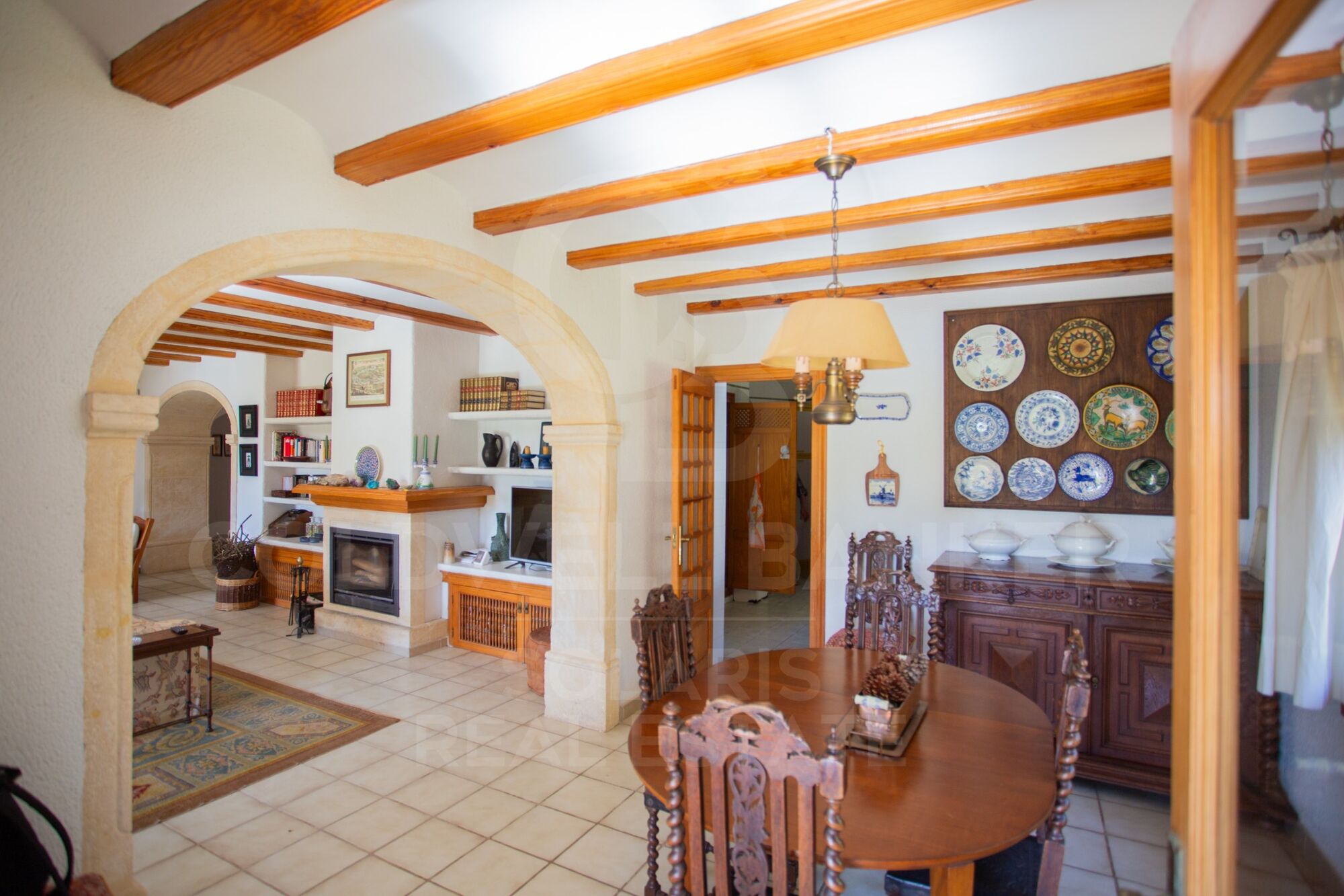 Spacious villa on one floor with a large plot and great development potential