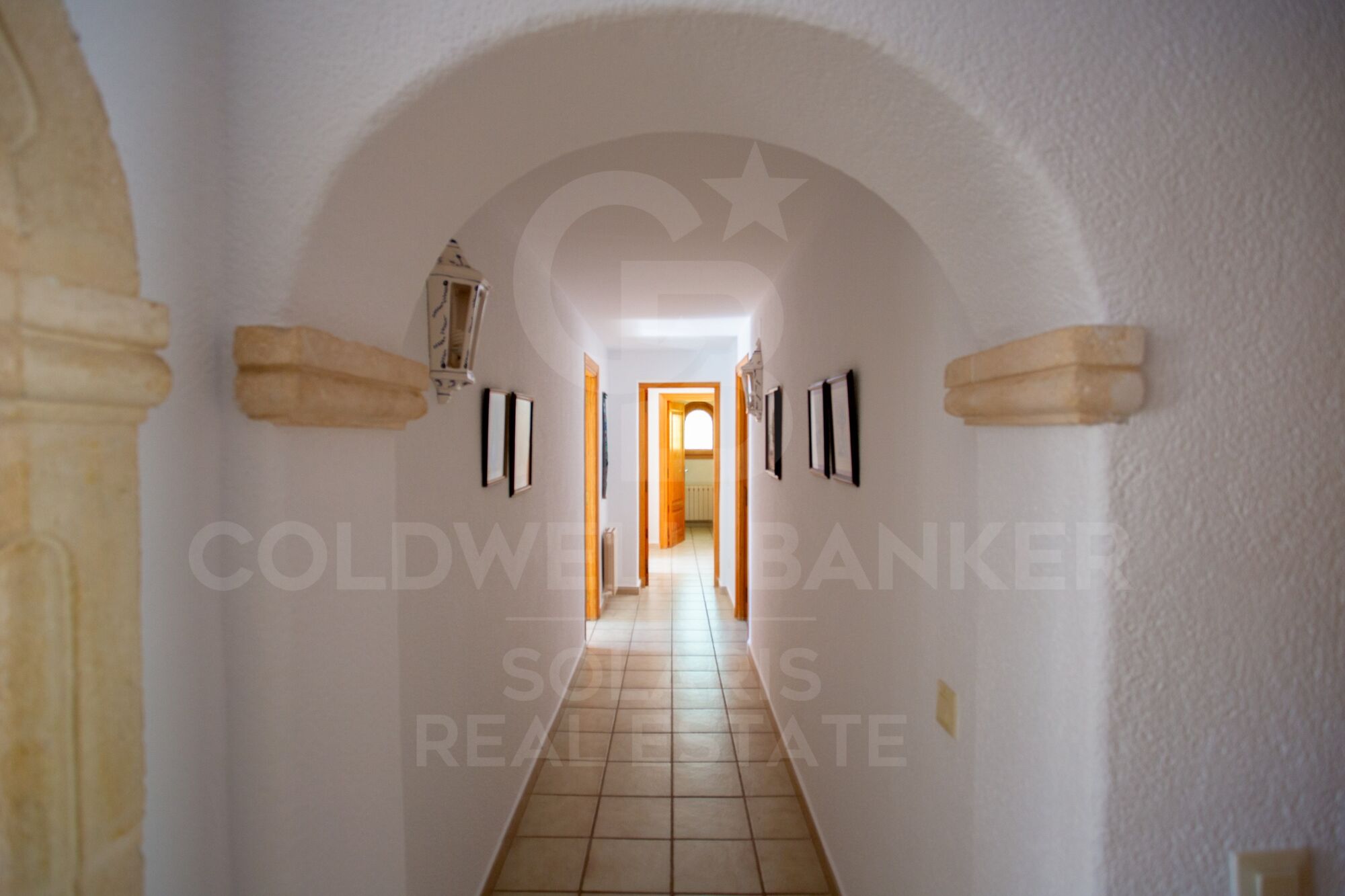 Spacious villa on one floor with a large plot and great development potential
