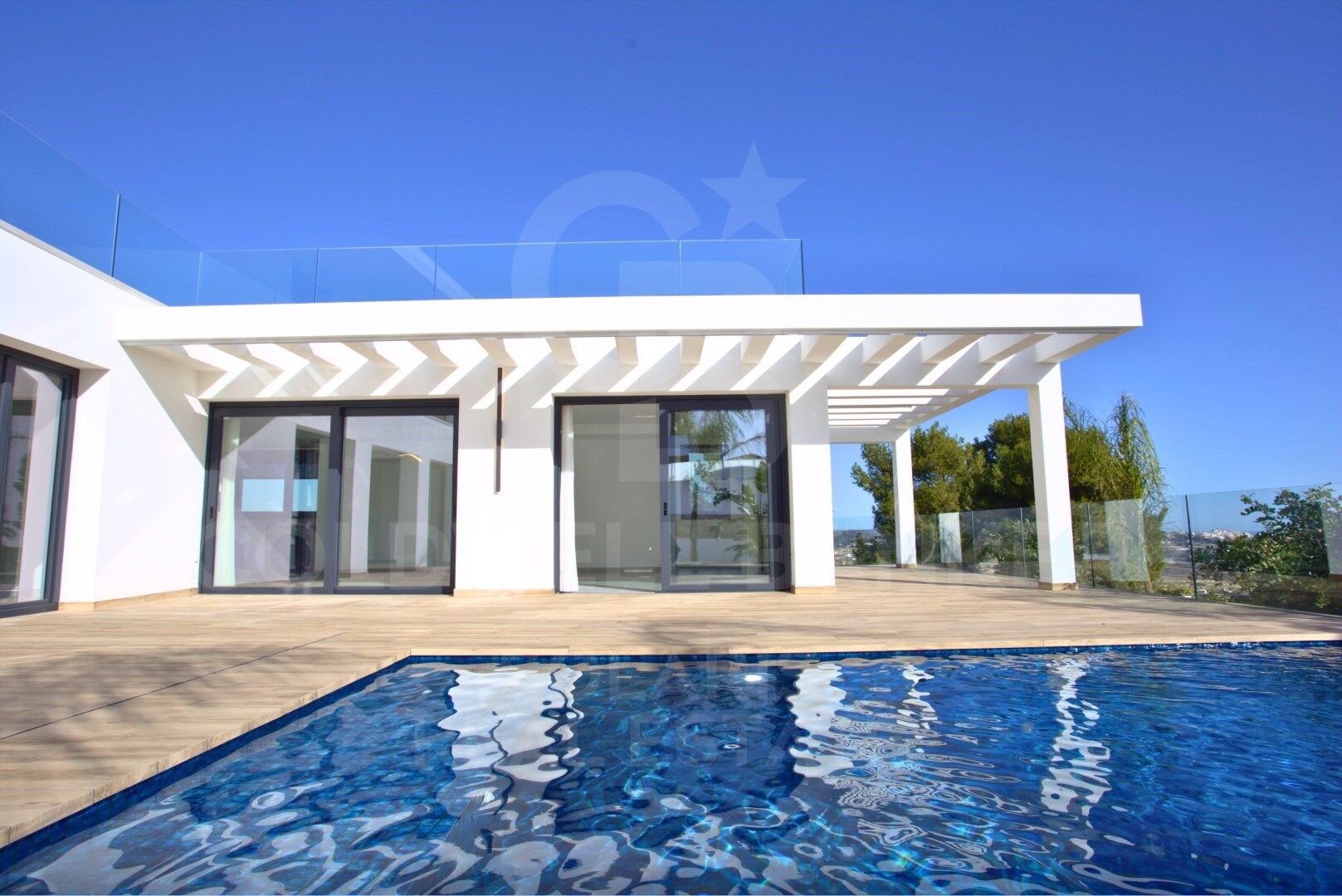 Villa exclusive avec vue panoramique sur la Méditerranée