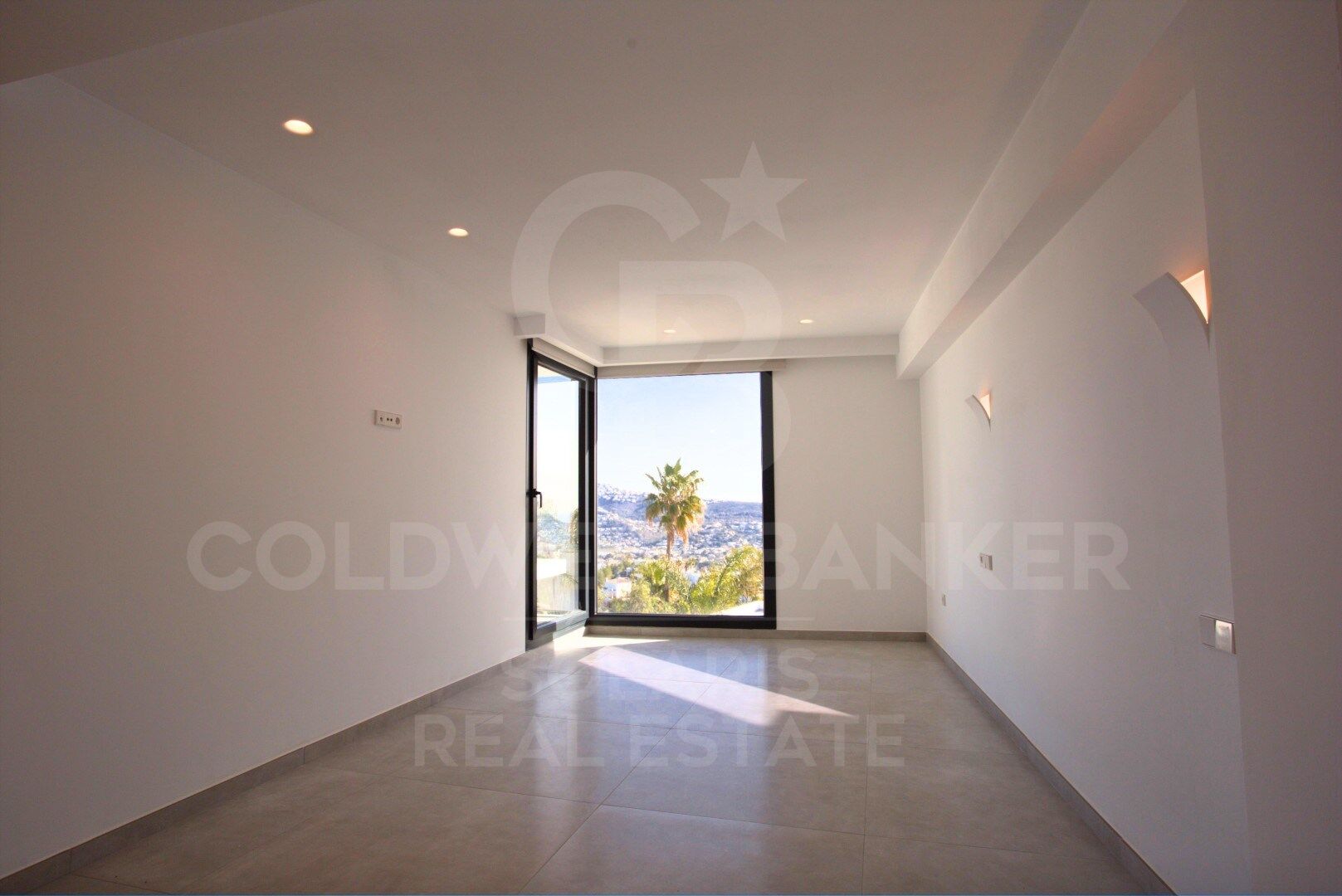 Villa exclusive avec vue panoramique sur la Méditerranée