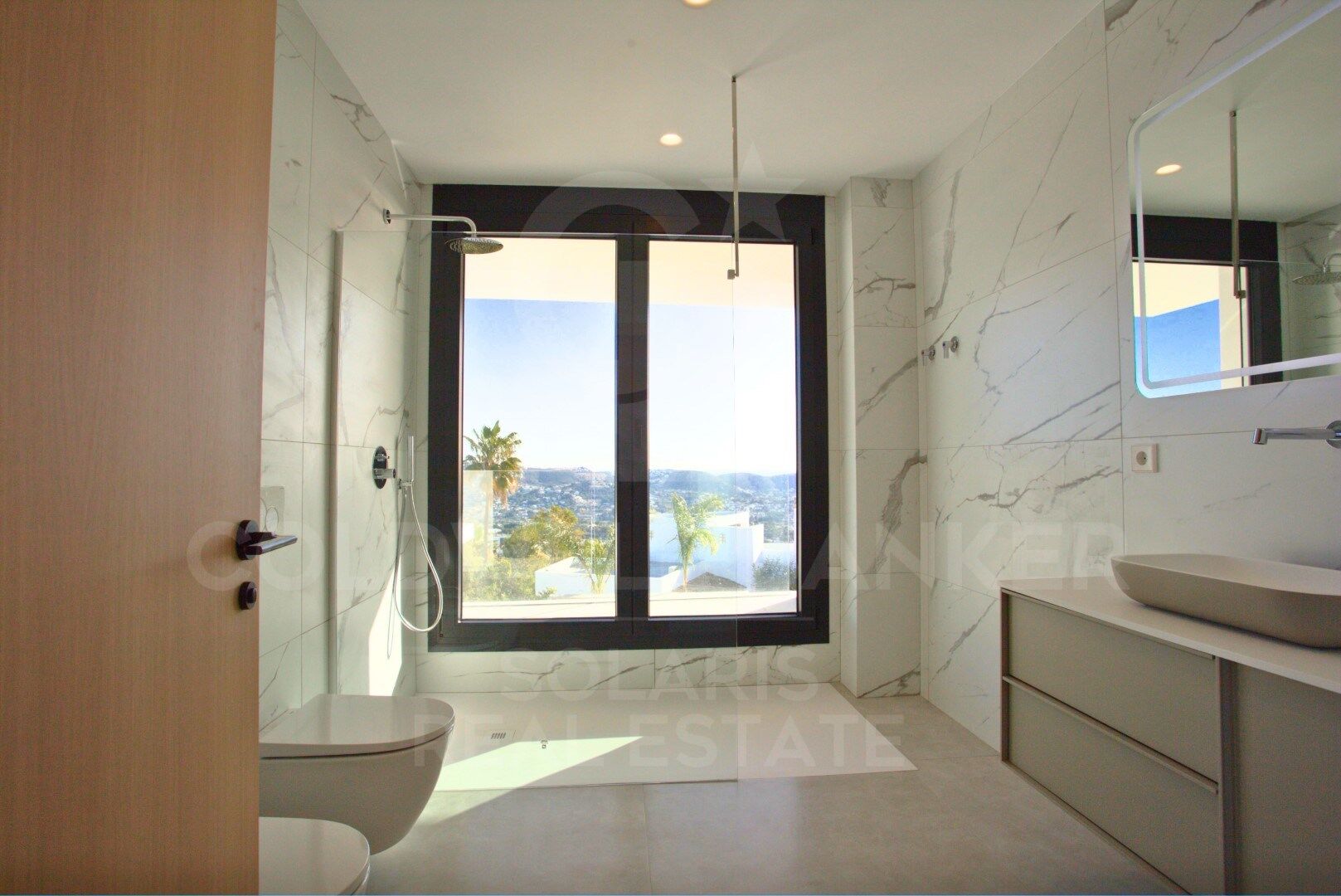 Villa exclusive avec vue panoramique sur la Méditerranée