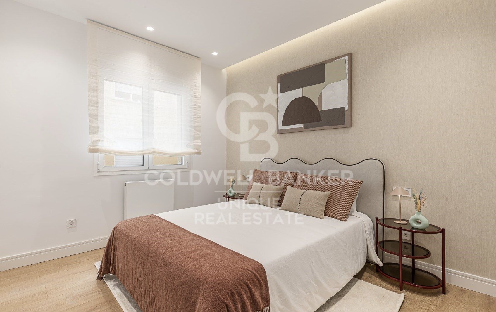 Piso de 4 habitaciones, terraza y garaje en Cuatro caminos