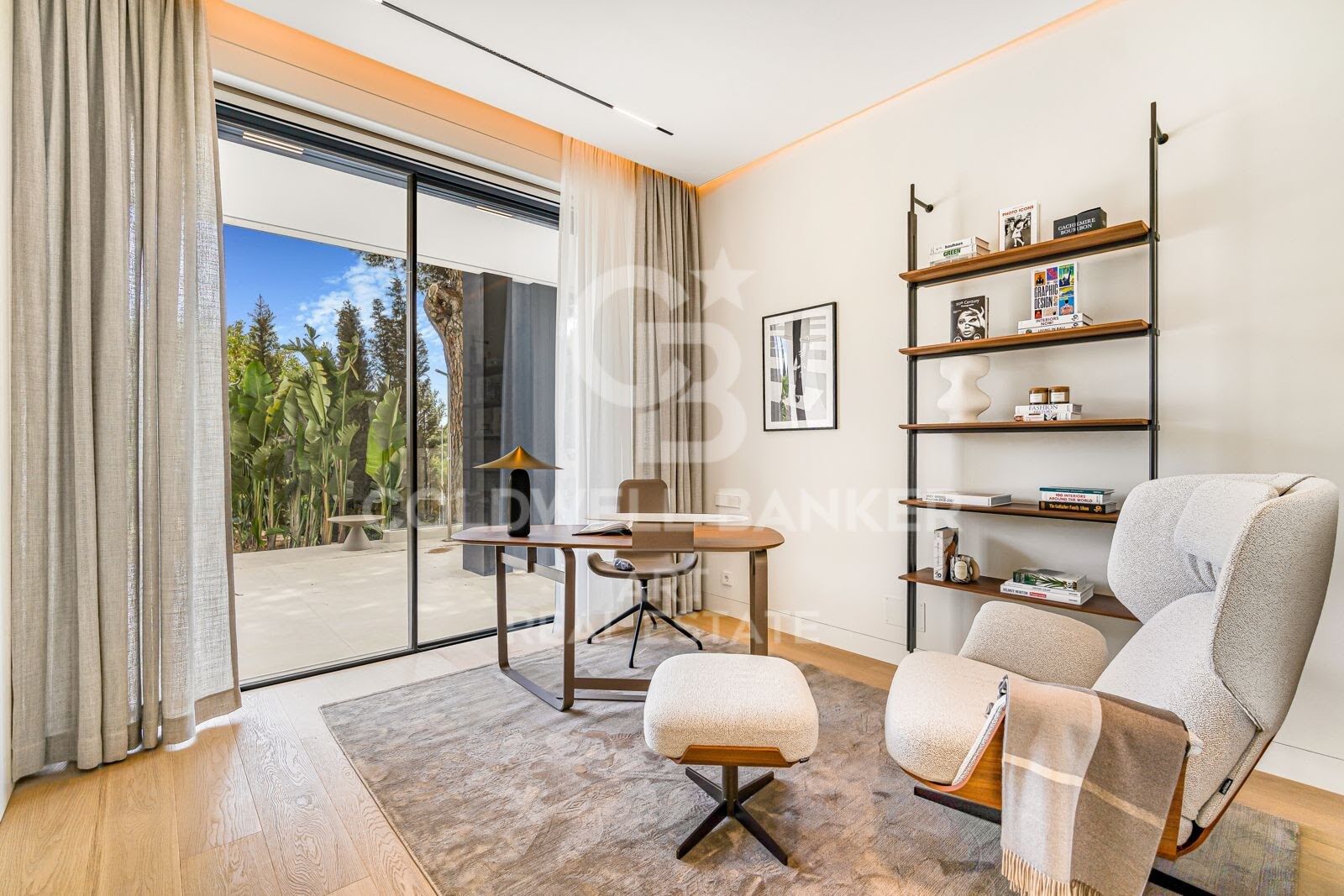 Exklusive Designervilla mit Meerblick in der Nähe von Puerto Banús