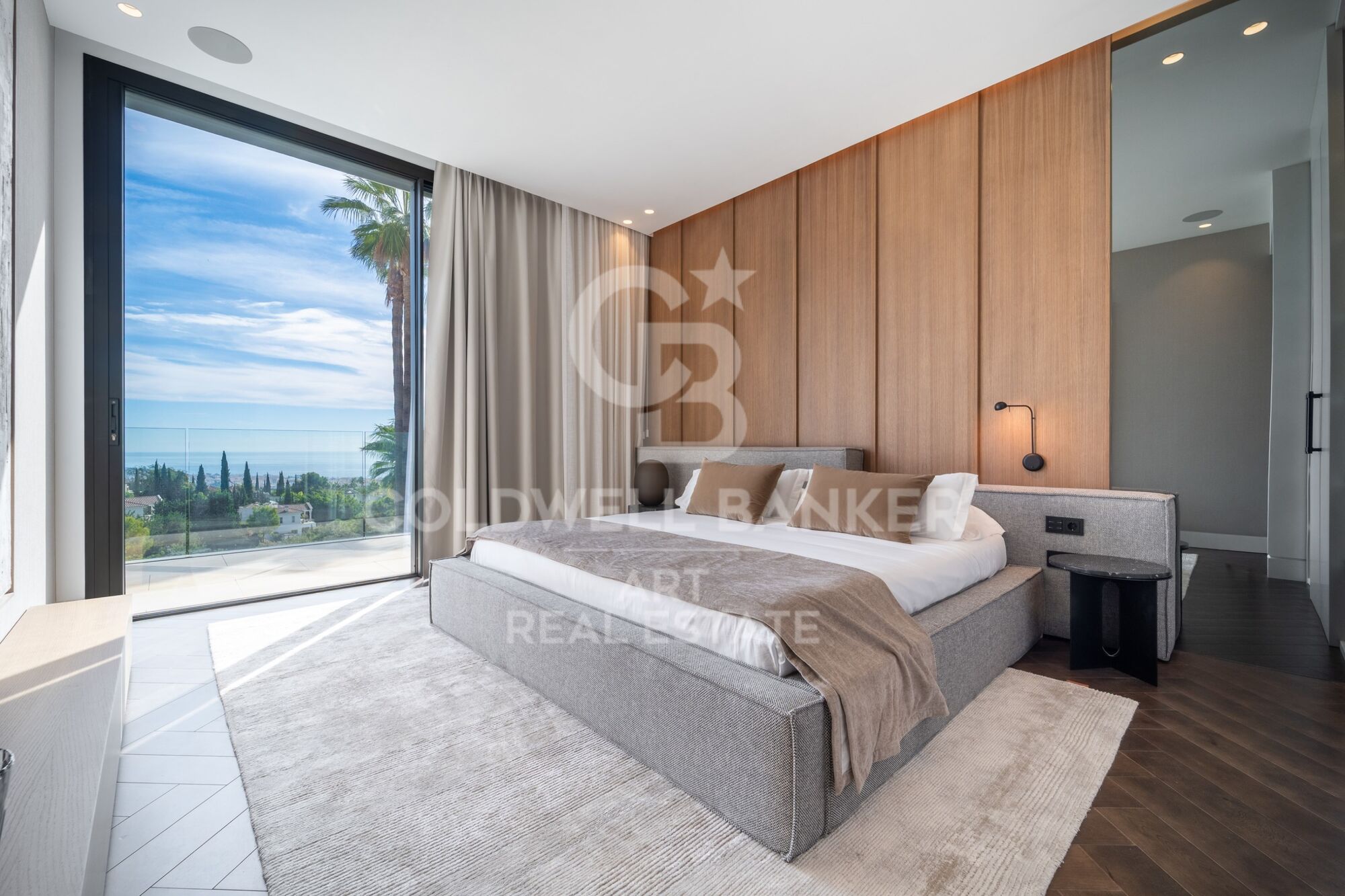 Contemporary Mediterranean Elegance in Cascada de Camoján