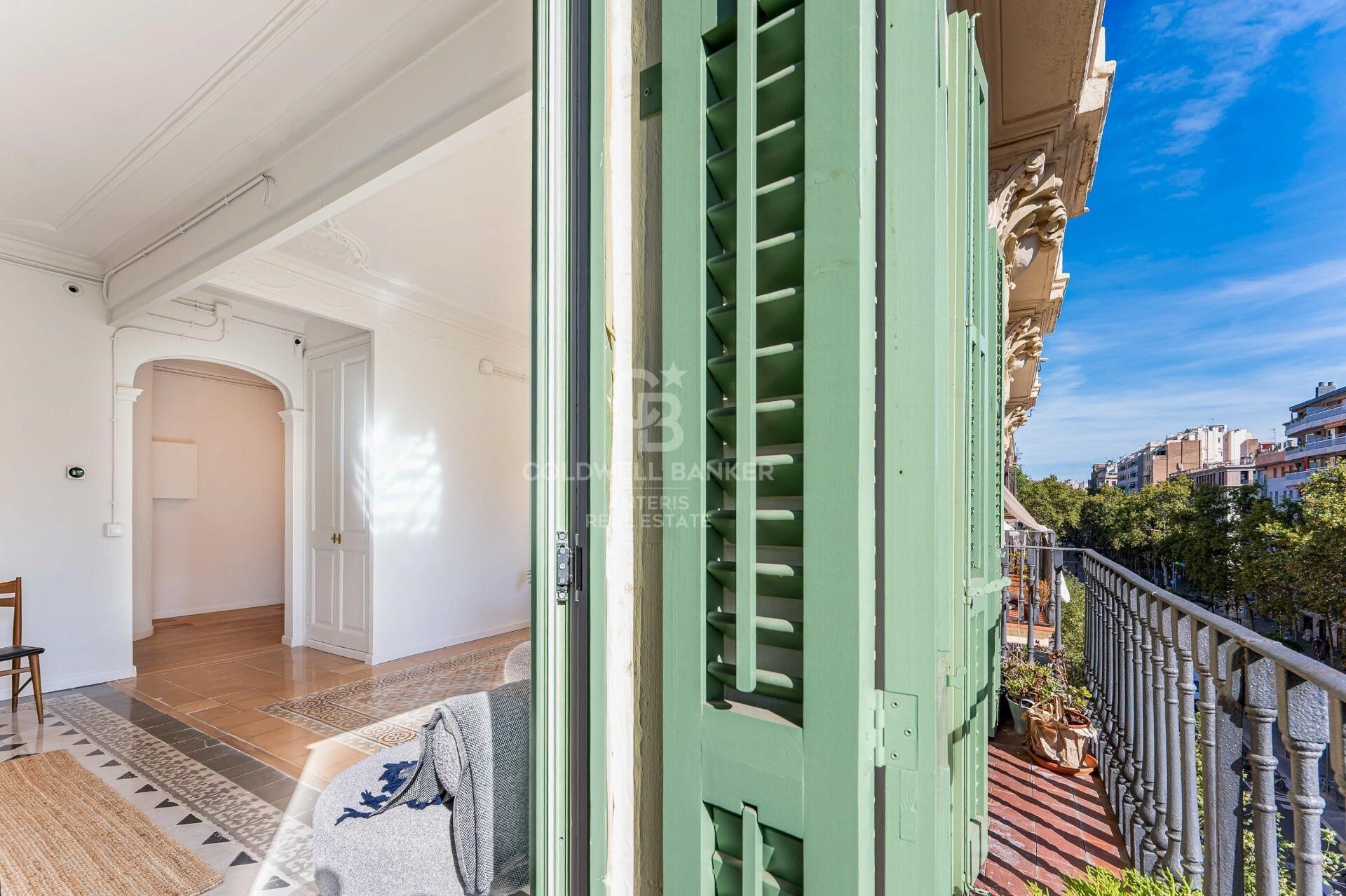 Elegant apartment in a renovated period building in Sant Antoni