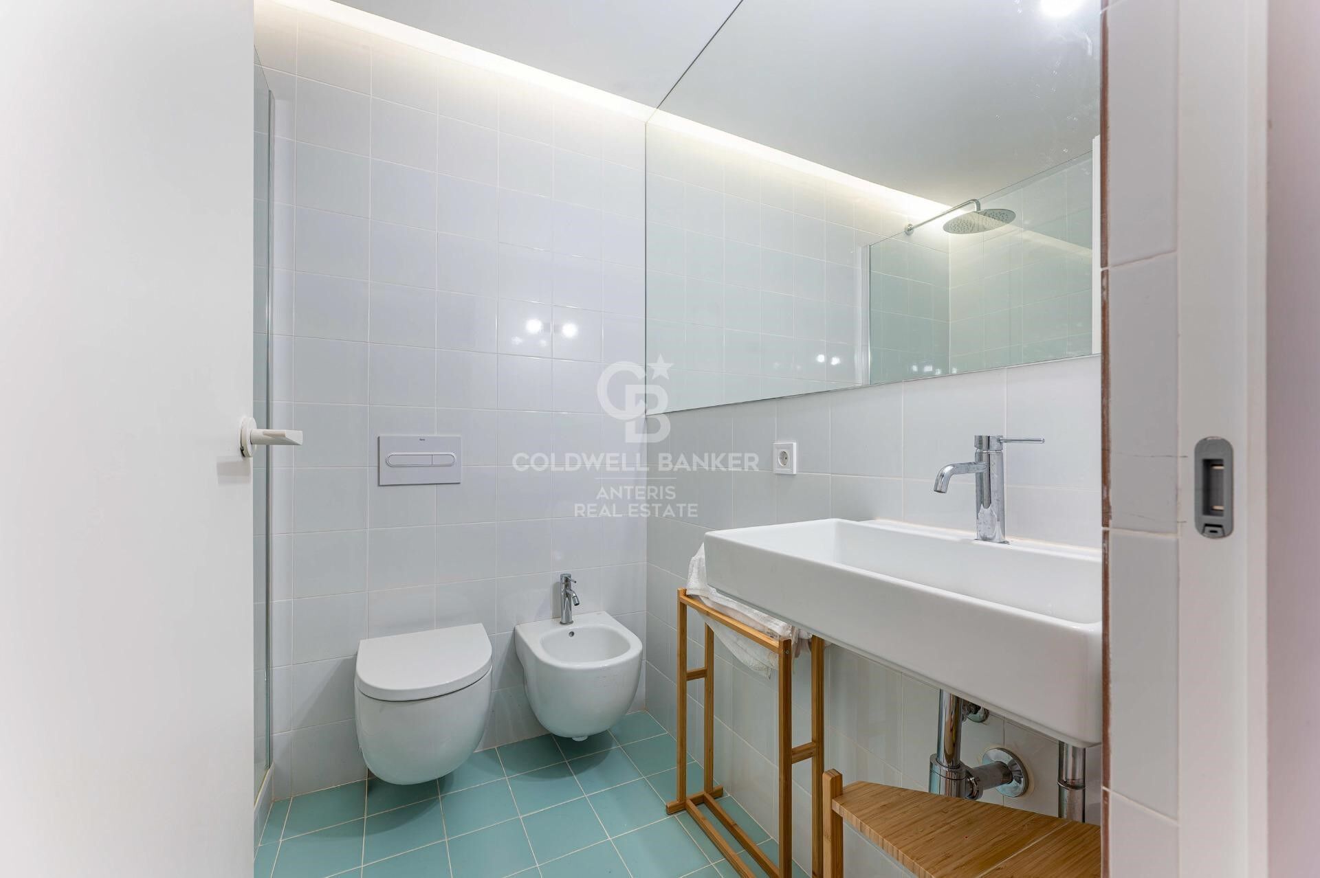 Elegant apartment in a renovated period building in Sant Antoni