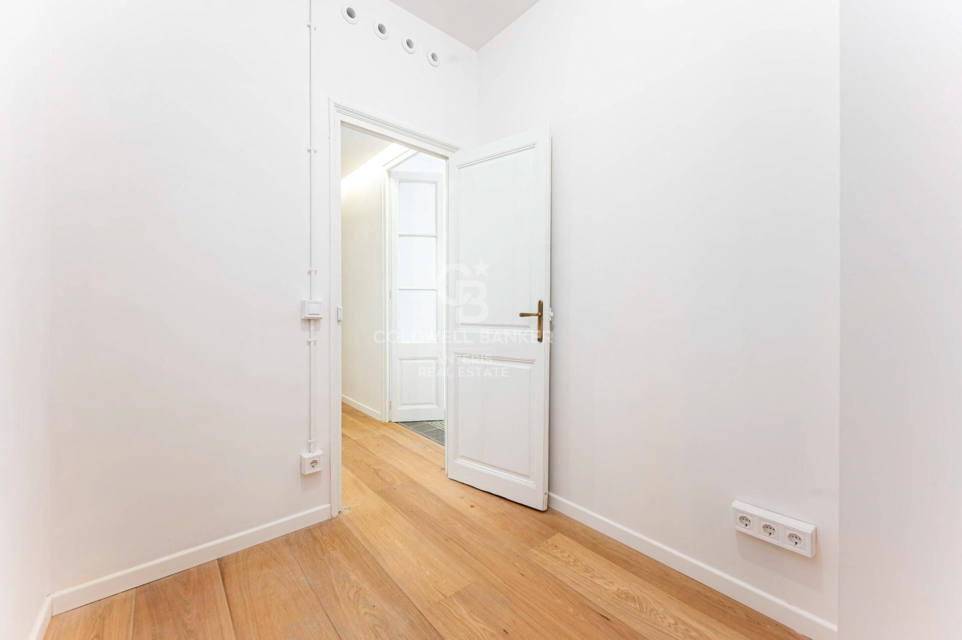 Elegant apartment in a renovated period building in Sant Antoni