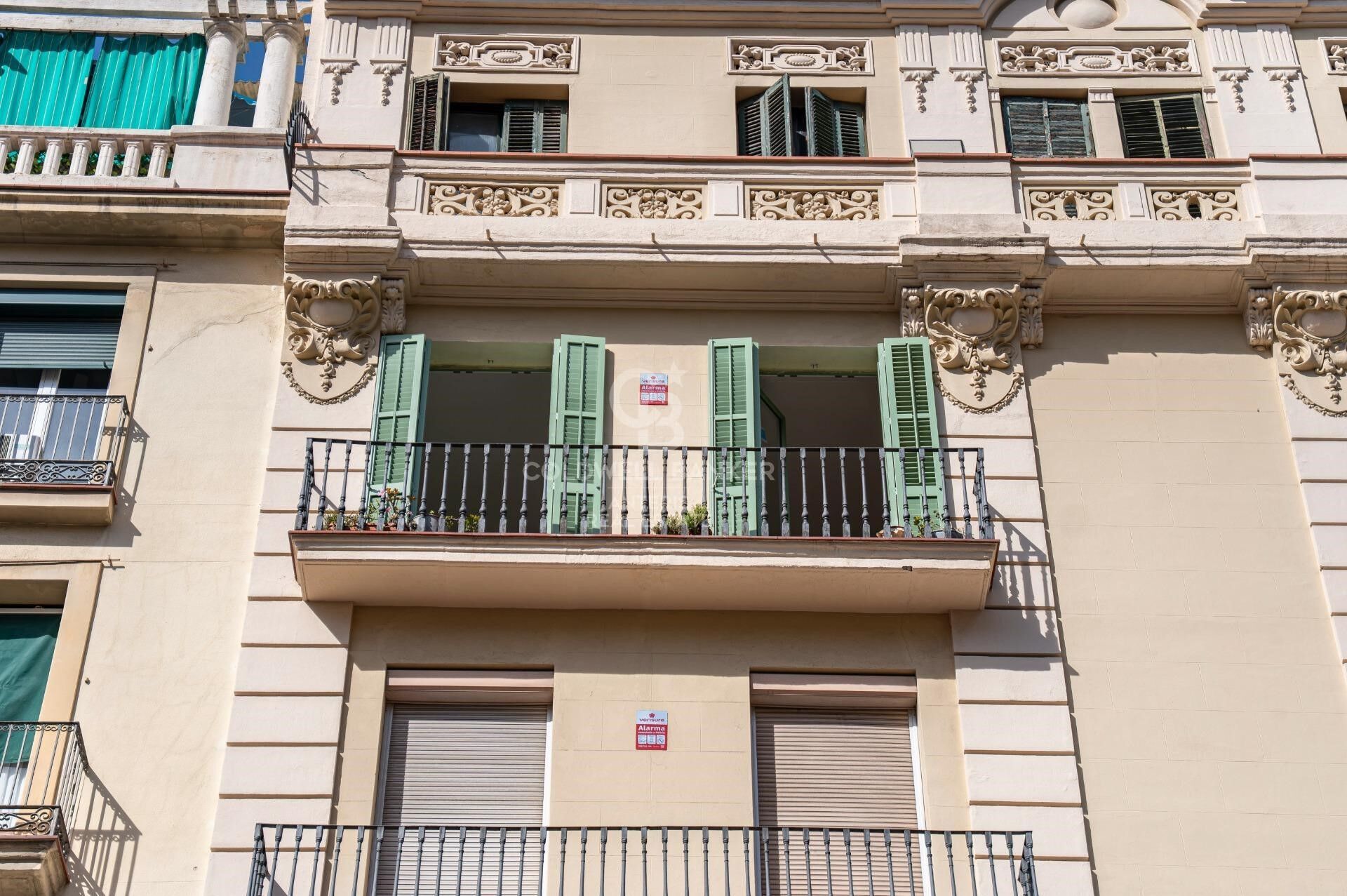 Elegant apartment in a renovated period building in Sant Antoni